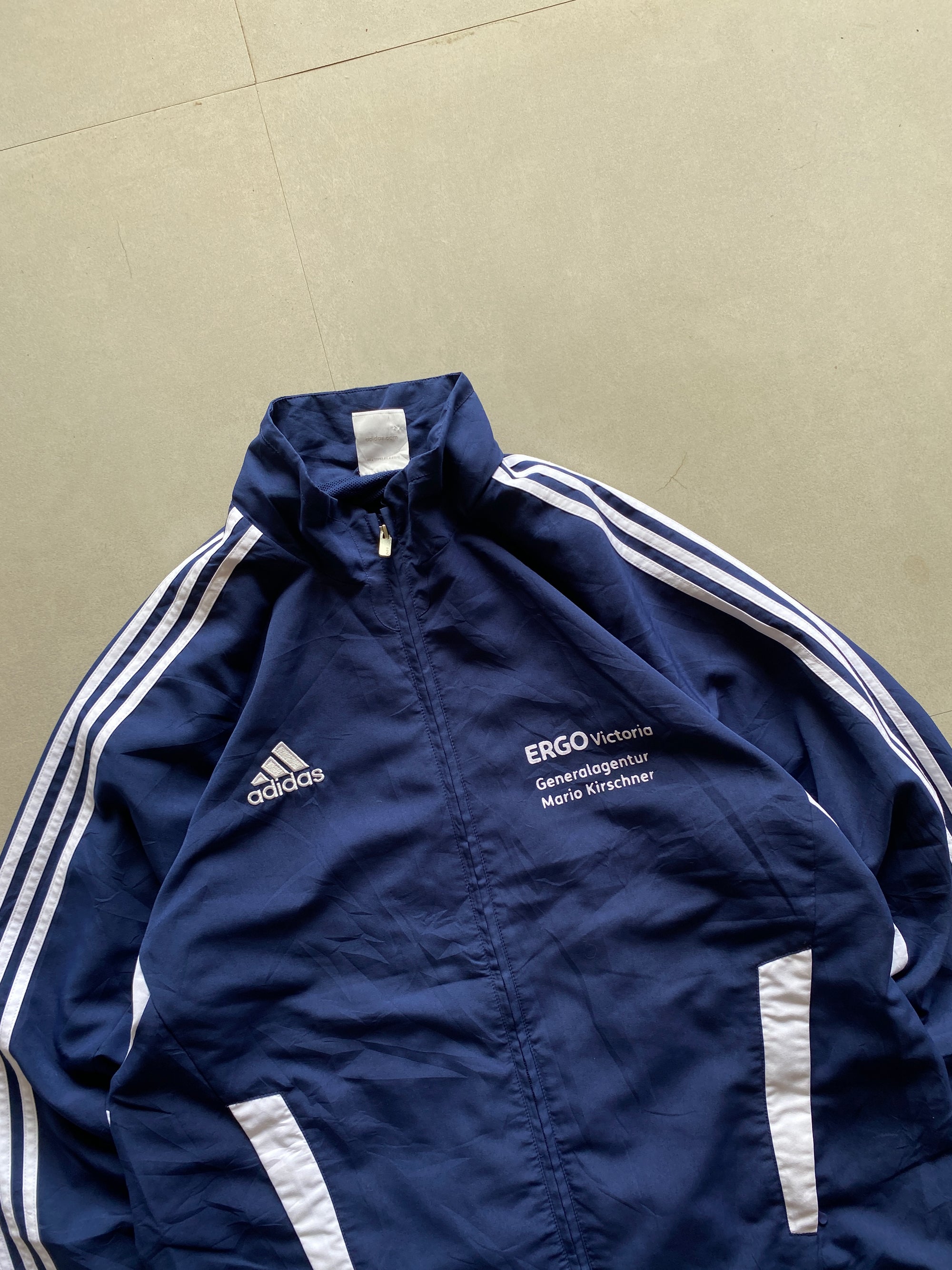 ADIDAS STRIPED JACKET - XL