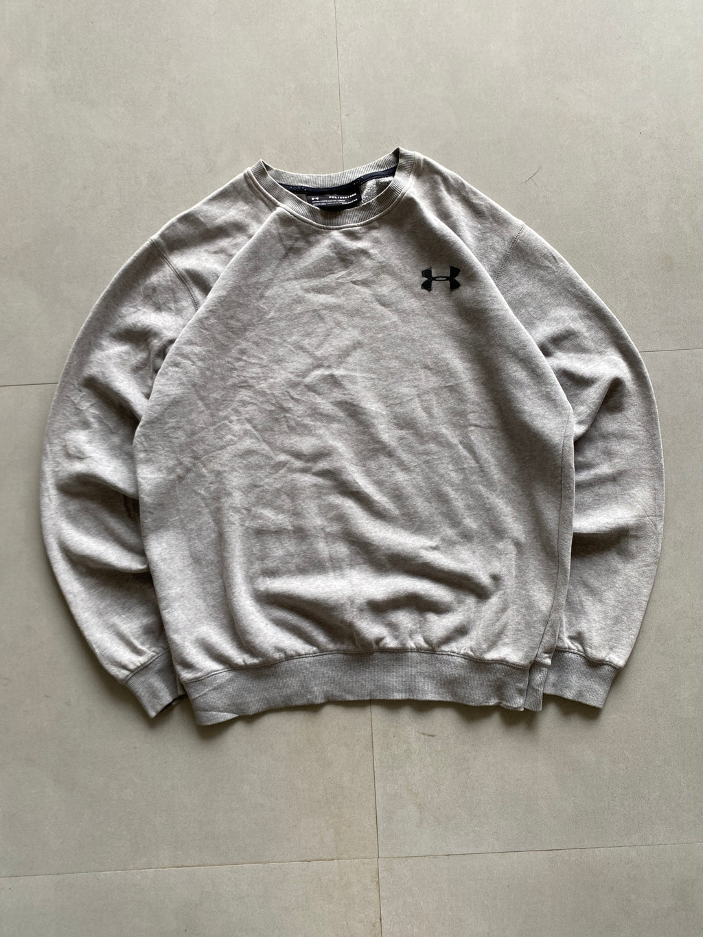 UNDER ARMOUR SWEATSHIRT - M