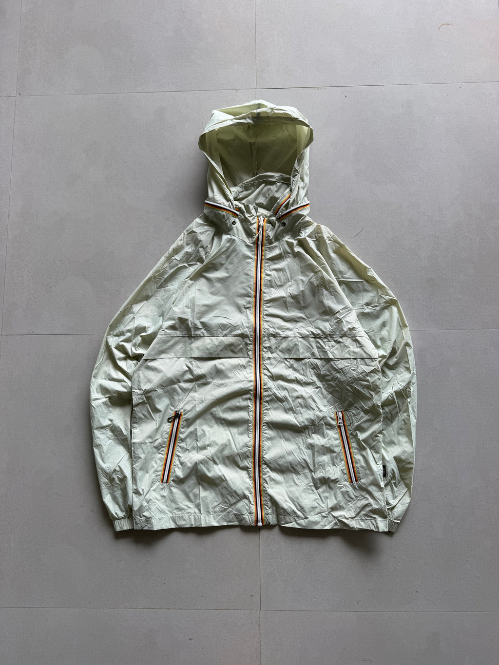 VINTAGE HOODED WINDBREAKER JACKET - L