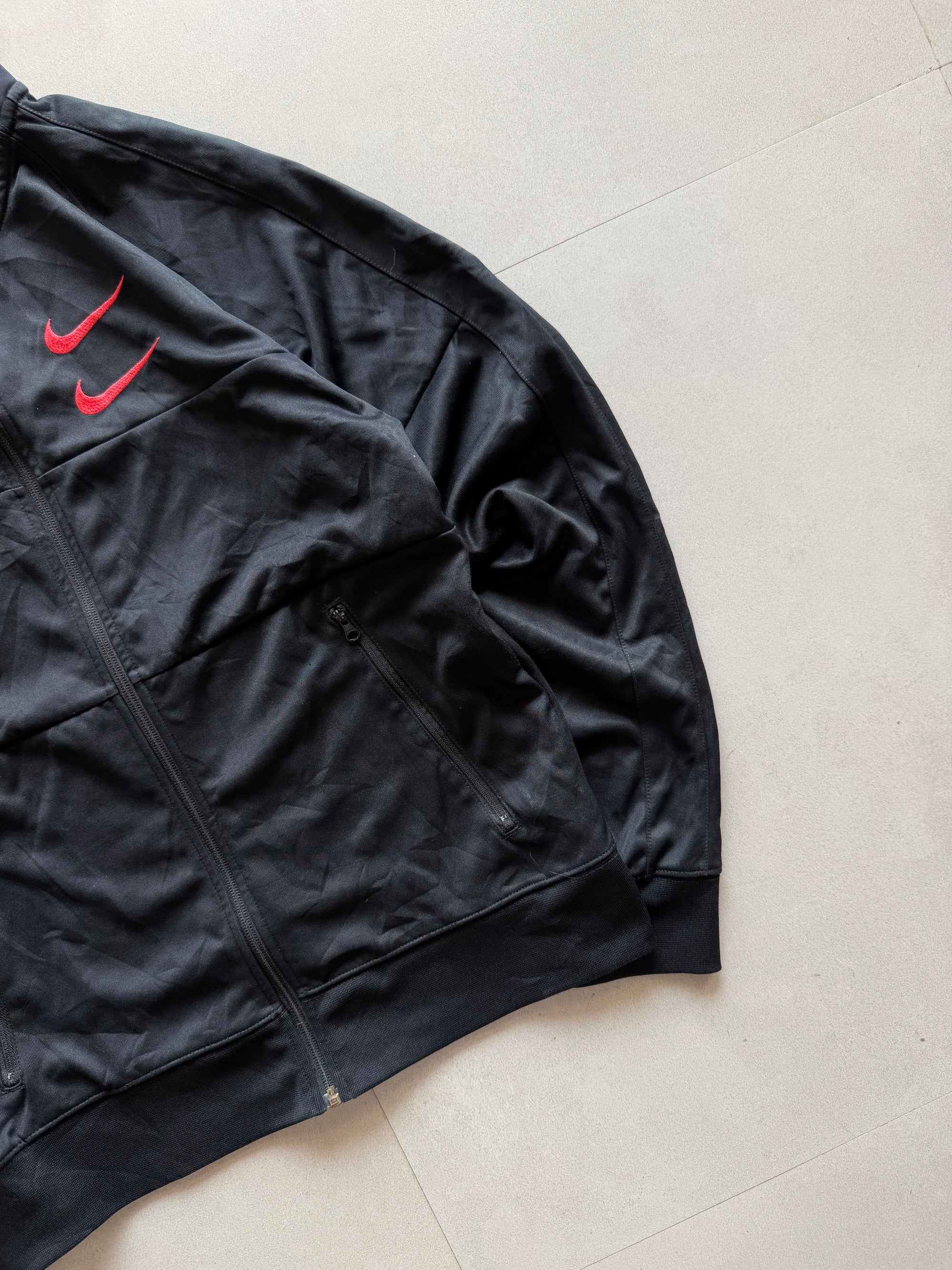 NIKE MULTI SWOOSH JACKET - S