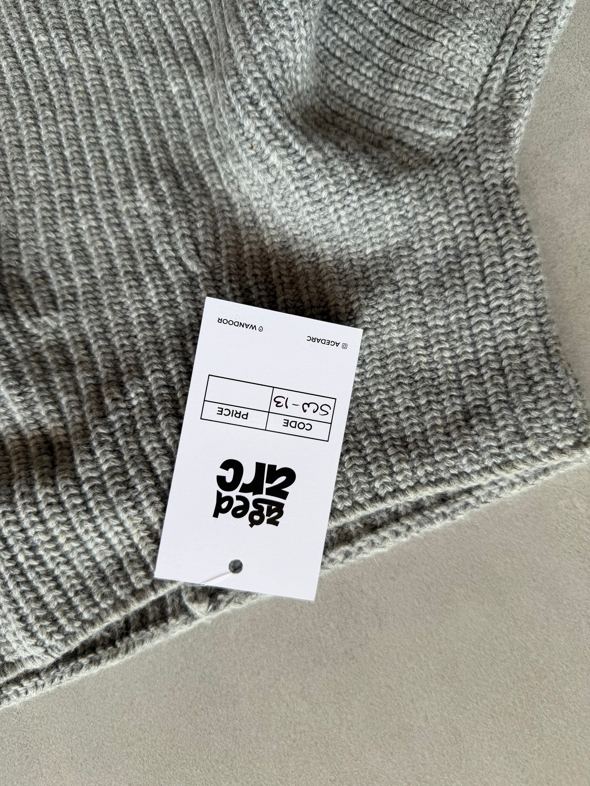 KNIT SWEATER SW13 - S