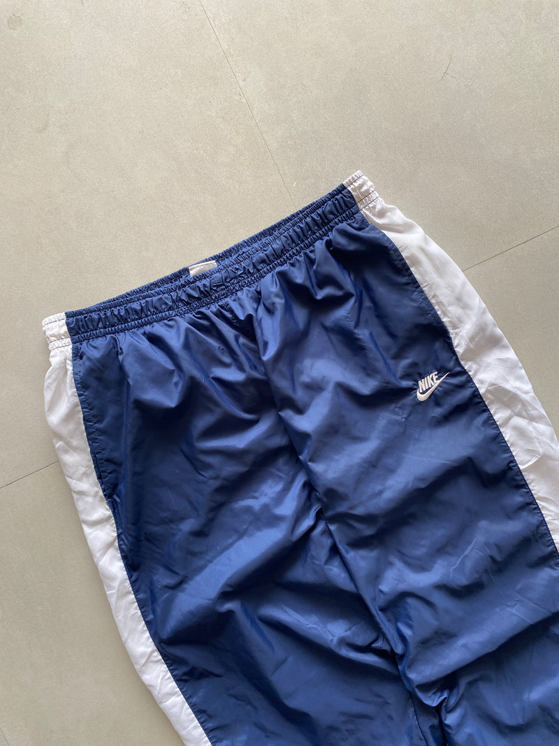VINTAGE NIKE TRACK PANT - M