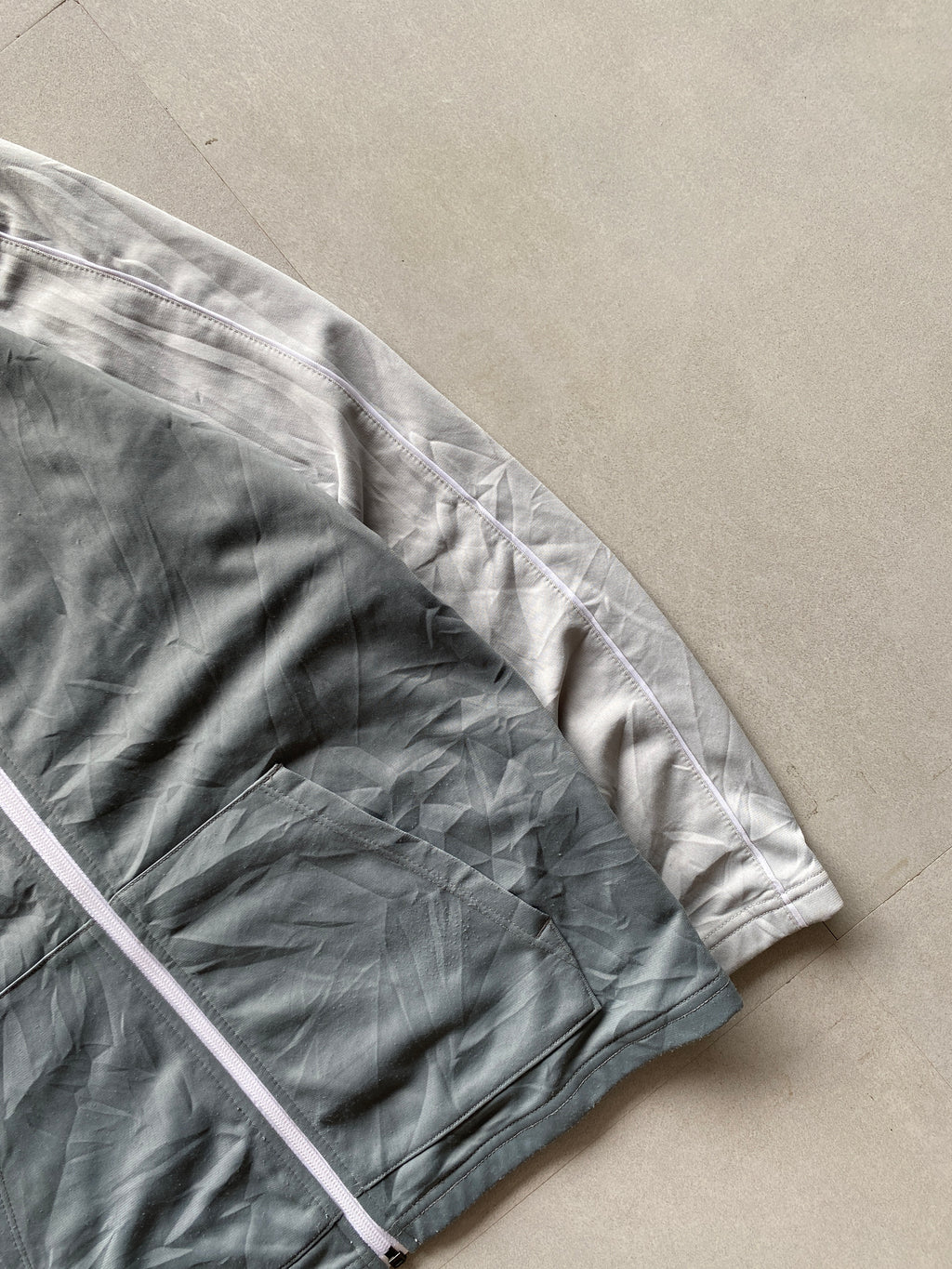 NIKE SOLID JACKET - S