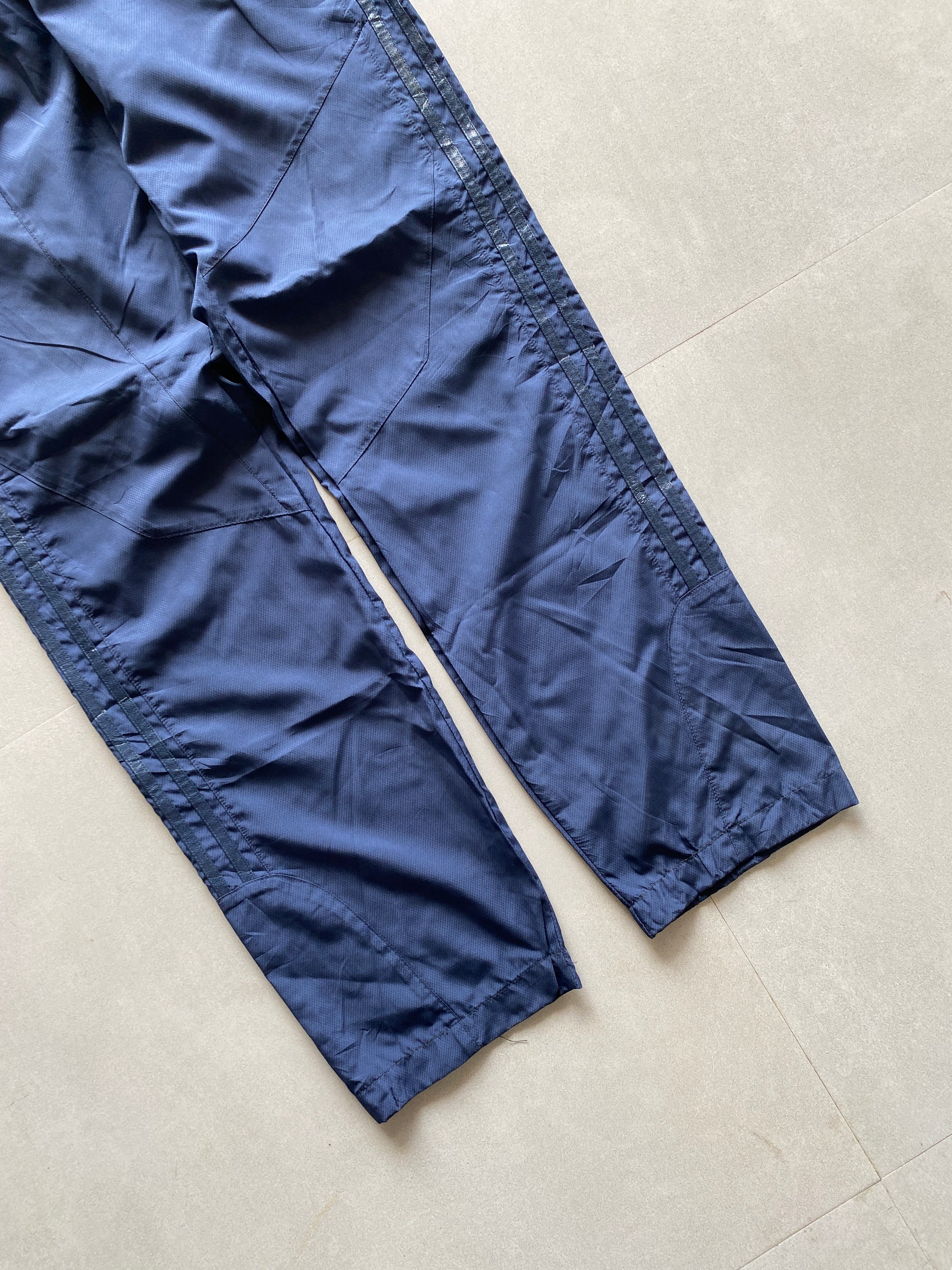 ADIDAS BAGGY STRIPED TRACK PANT - XS