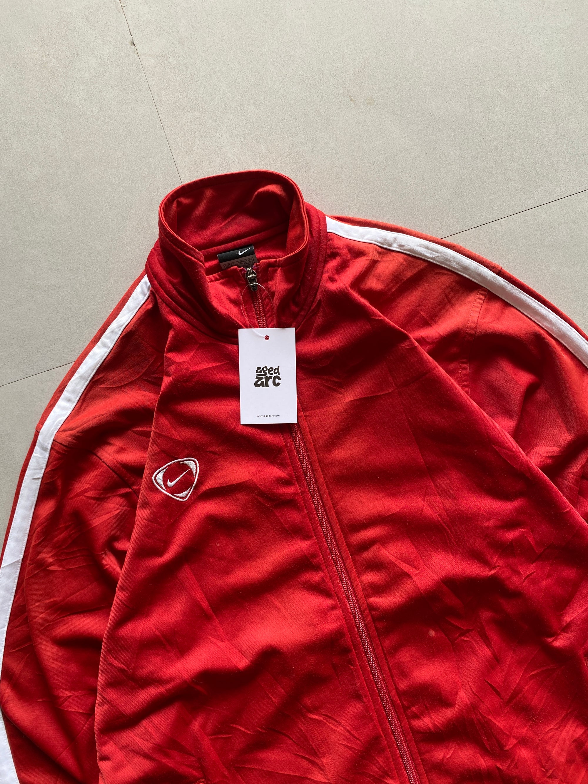 VINTAGE NIKE JACKET - M