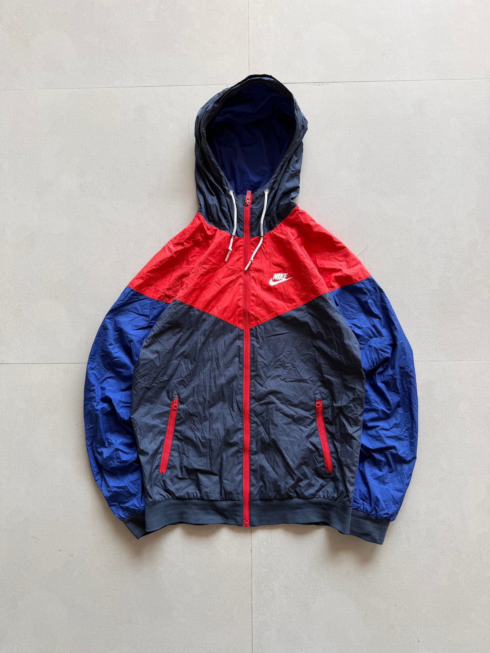 VINTAGE NIKE HOODED JACKET - M