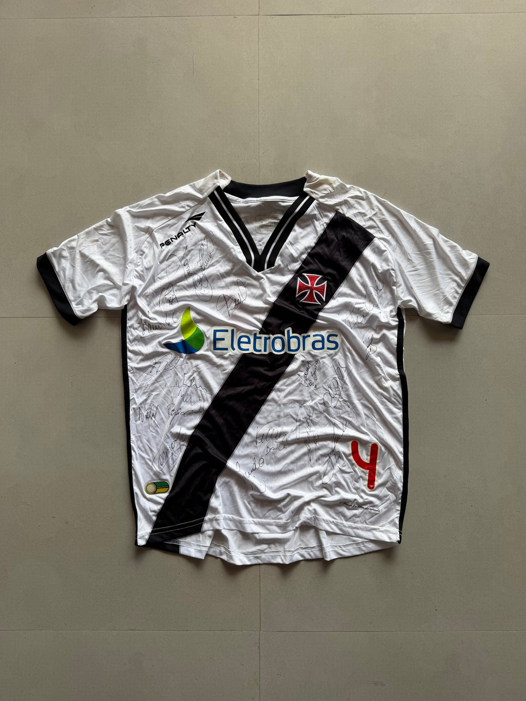 2010 CAMISA VASCO DA GAMA SIGNED JERSEY - L