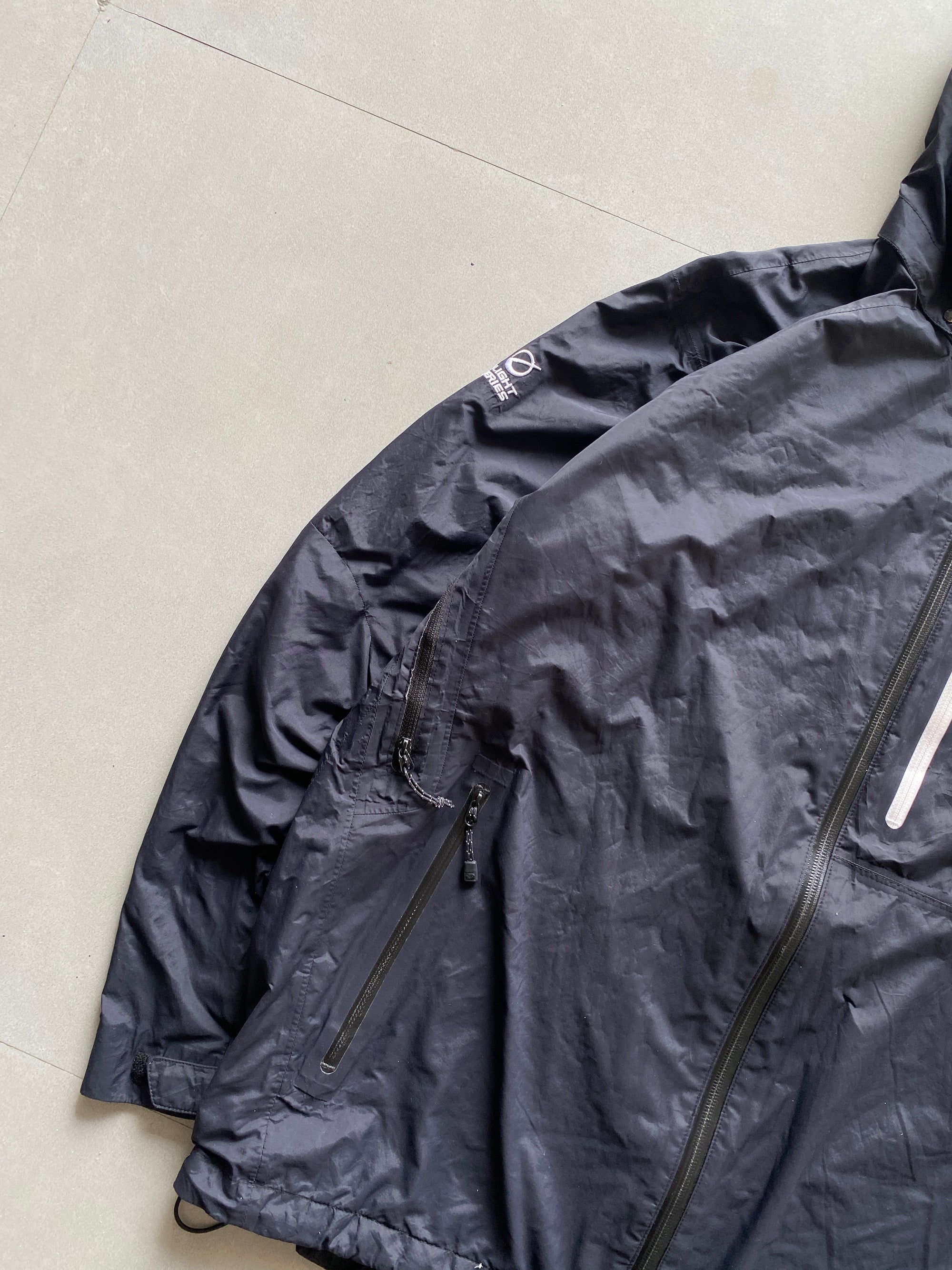 THE NORTH FACE HYVENT JACKET - XL