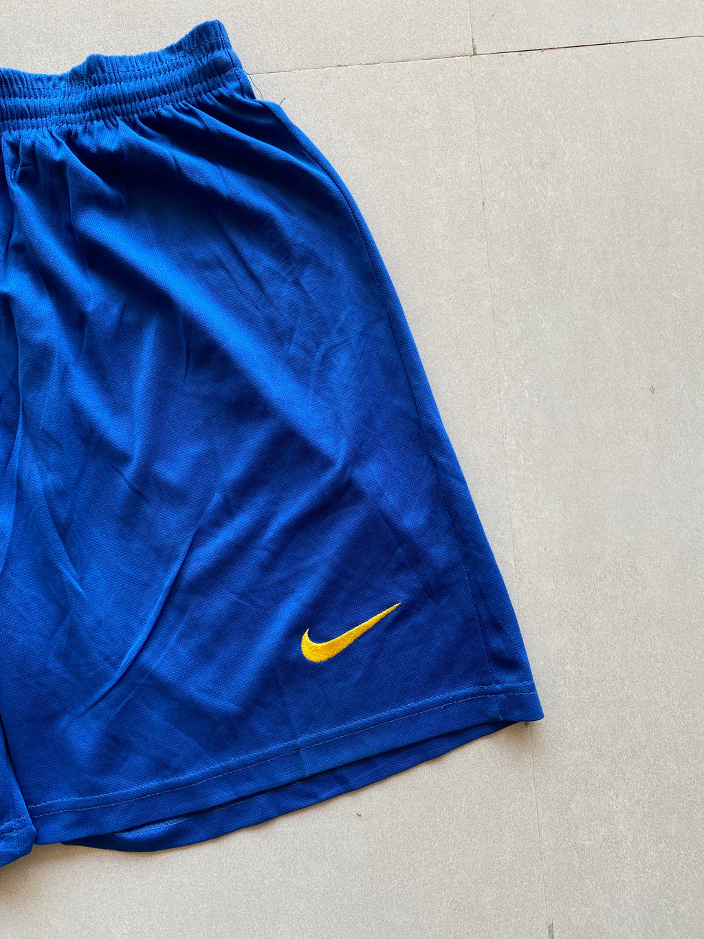 NIKE BARCELONA SHORTS - L