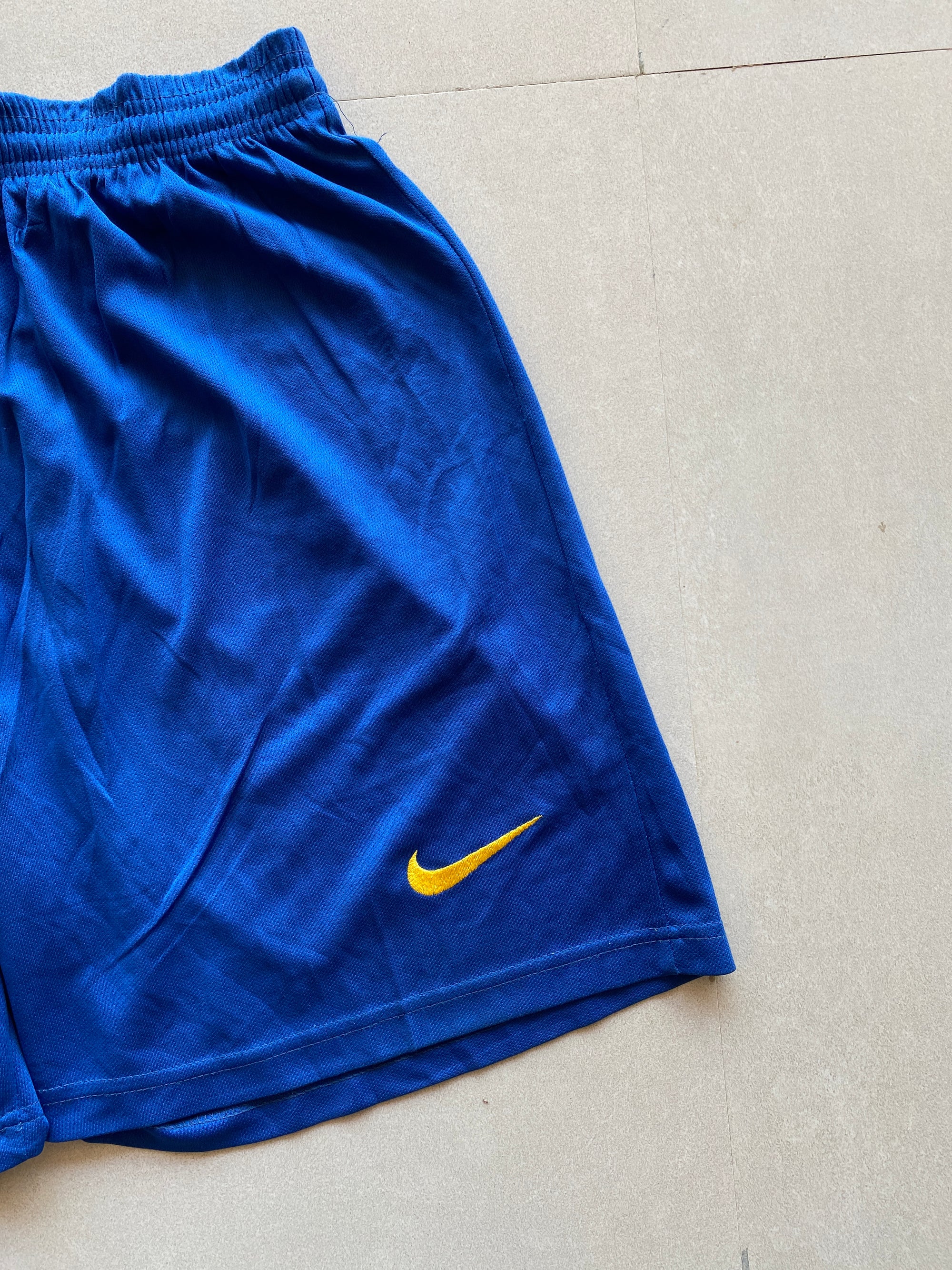 NIKE BARCELONA SHORTS - L