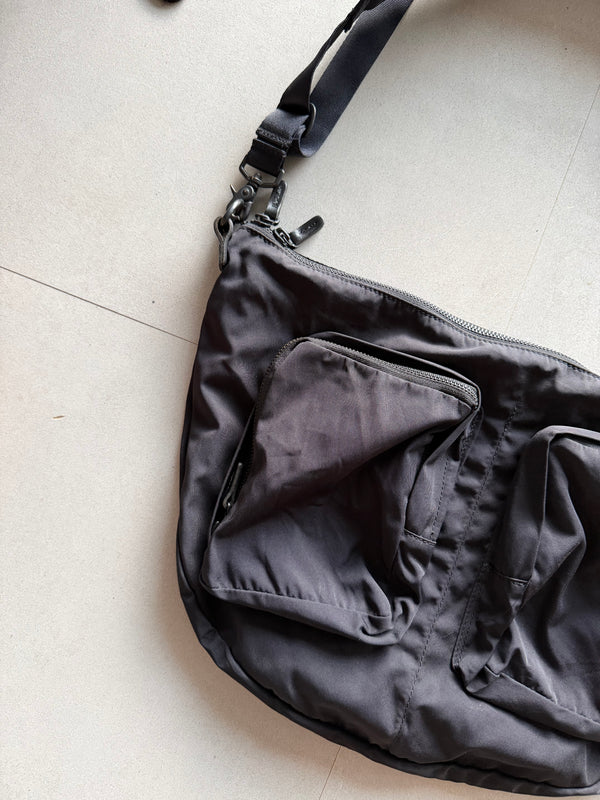 MESSENGER BAG