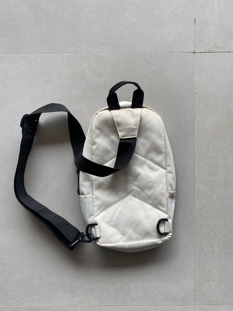 CROSS BODY BAG