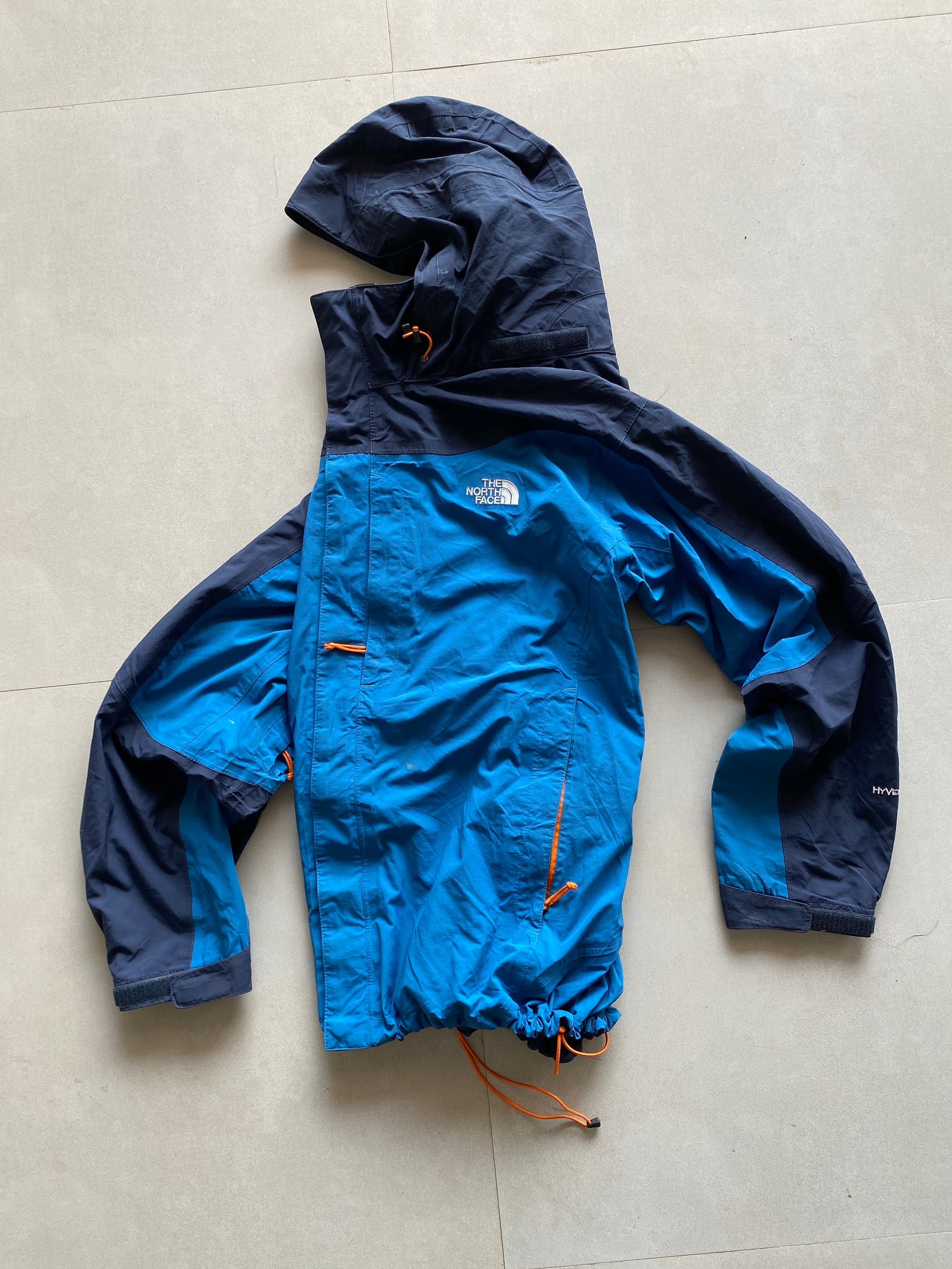 THE NORTH FACE HYVENT JACKET - XL