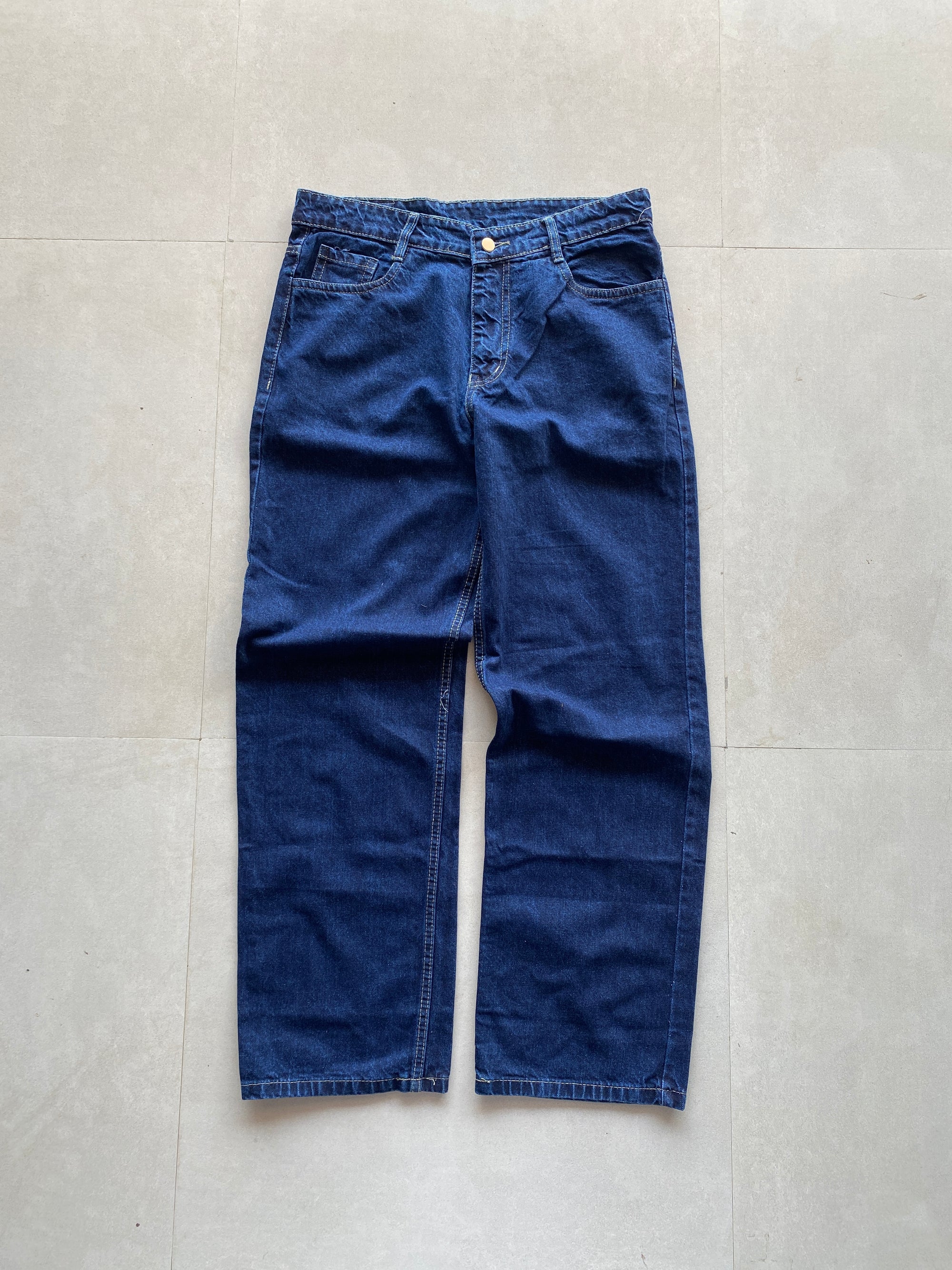 STRIGHT FIT DENIM - M