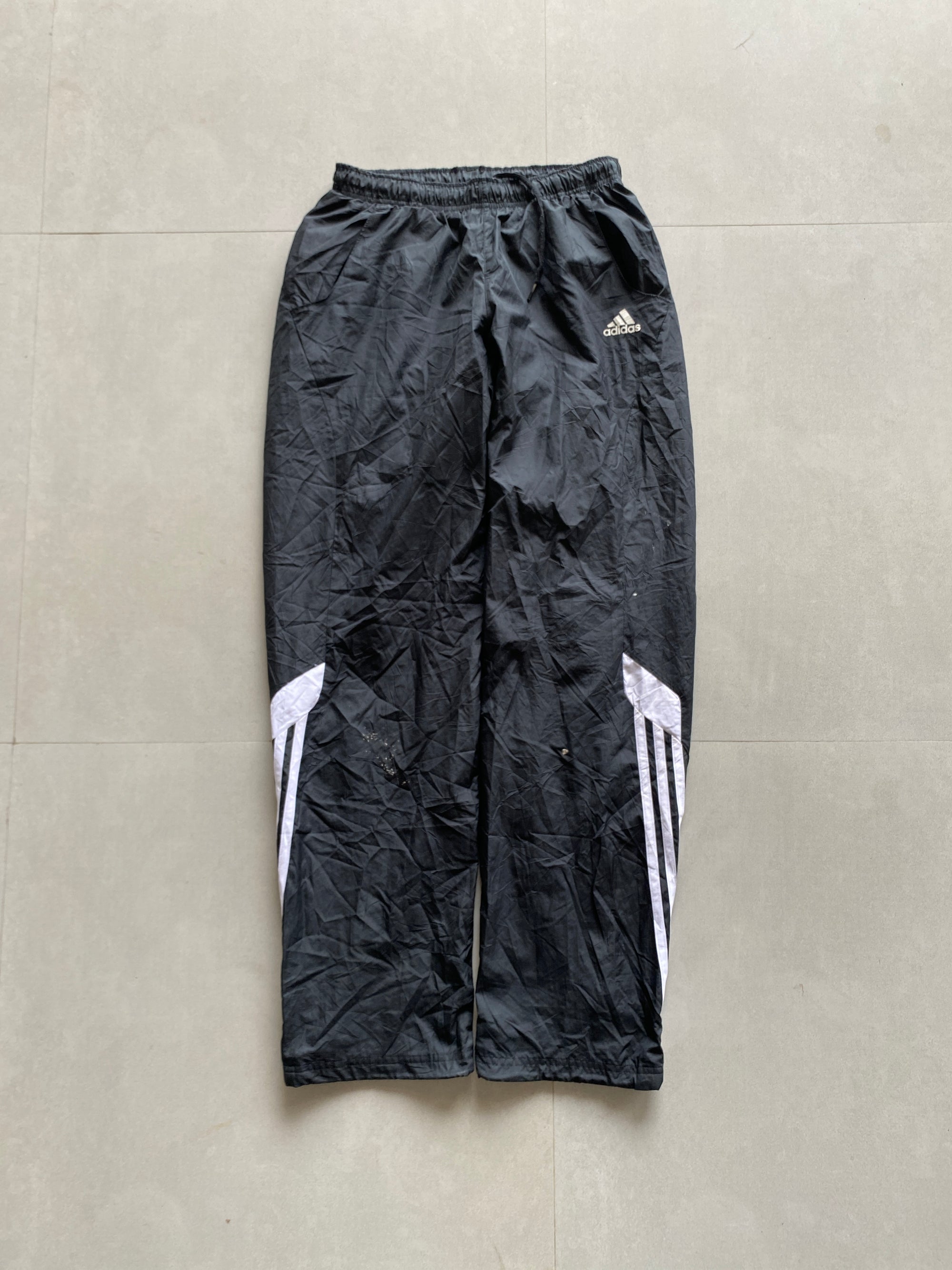 ADIDAS STRIPED BAGGY TRACK PANT - S