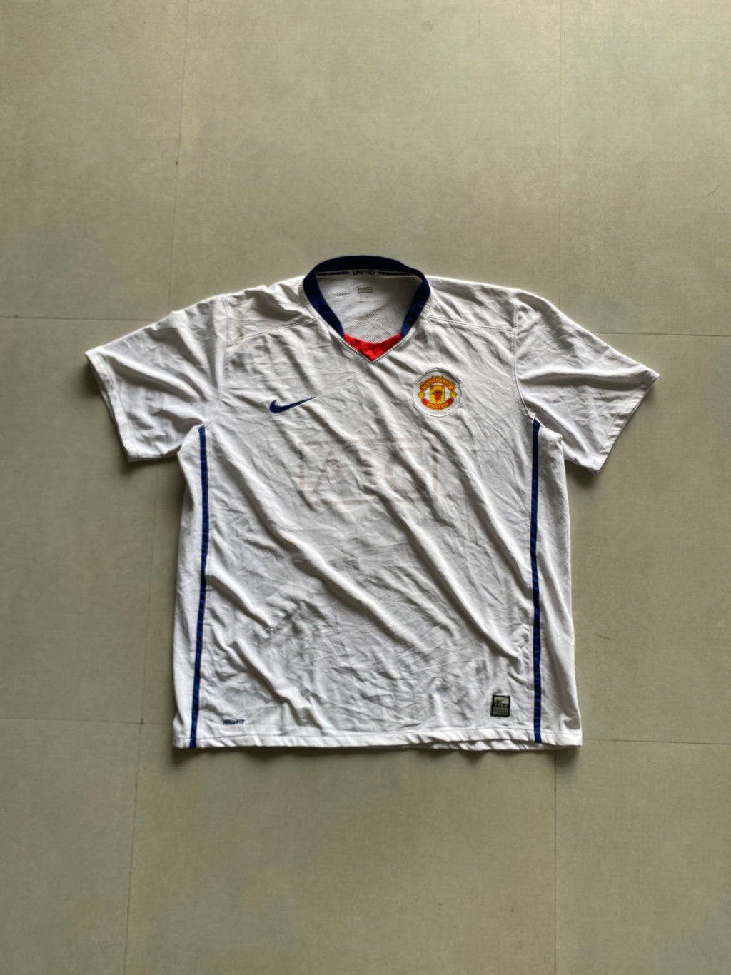 2008 NIKE MANCHESTER UNITED JERSEY - L