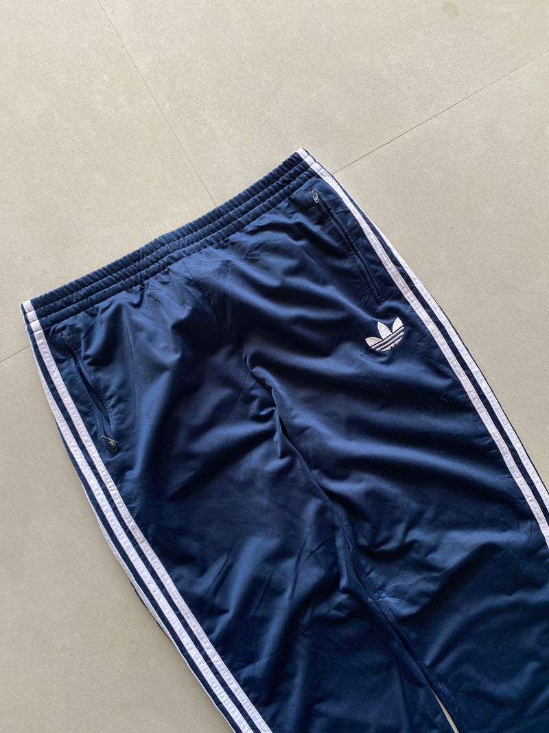 ADIDAS ORGINALS STRIPED SWEAT PANT - M