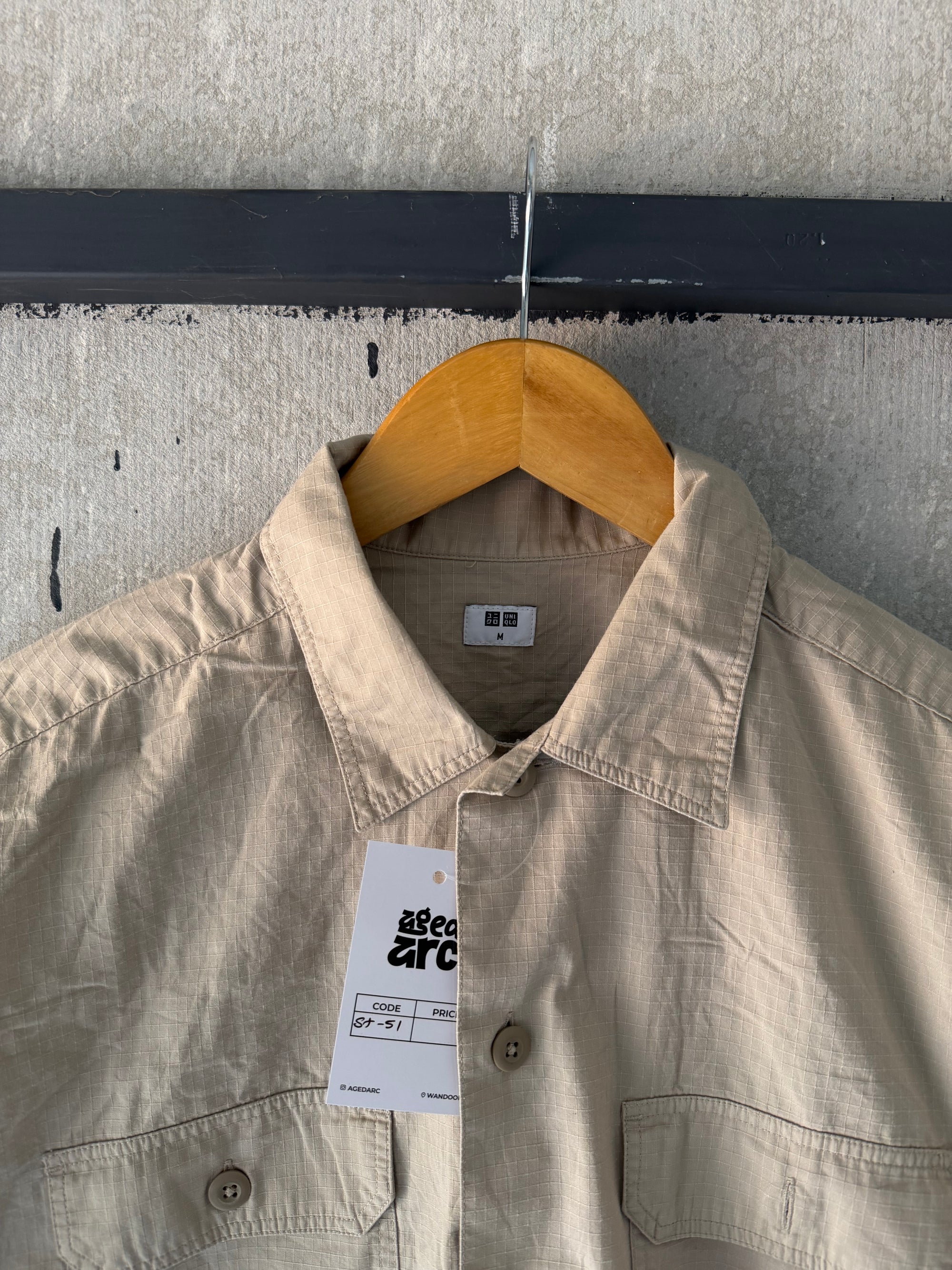 UNIQLO SHIRT - L ST51