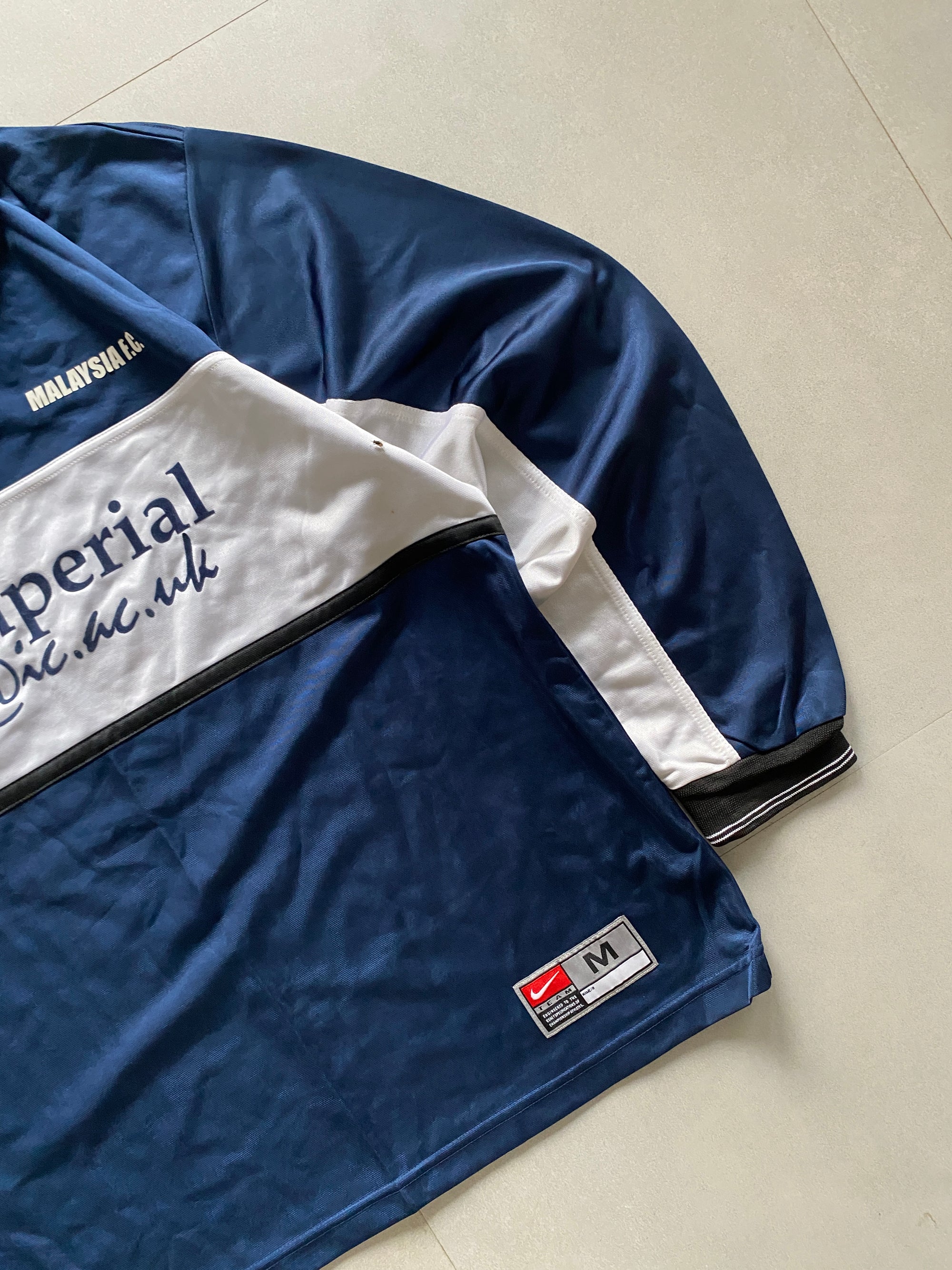 90s NIKE FULL SLEEVE JERSEY - M