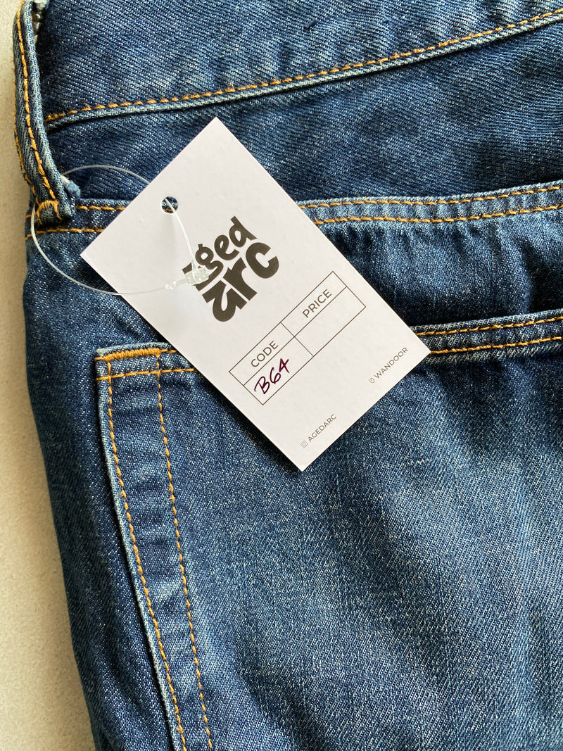 B64 STRAIGHT FIT DENIM - L