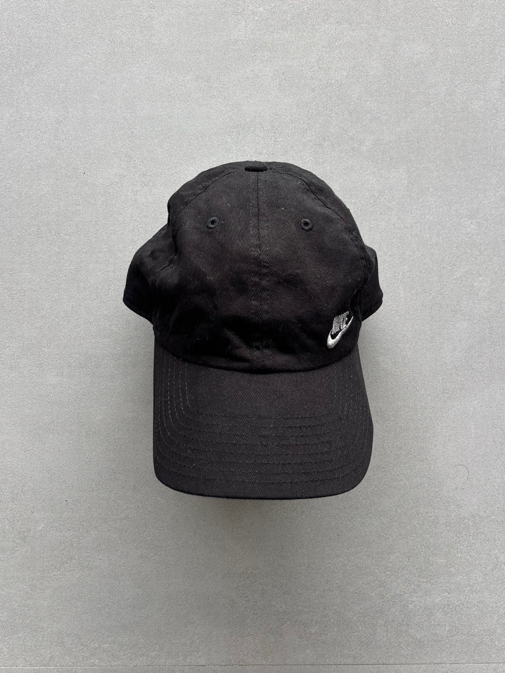 NIKE BLACK CAP