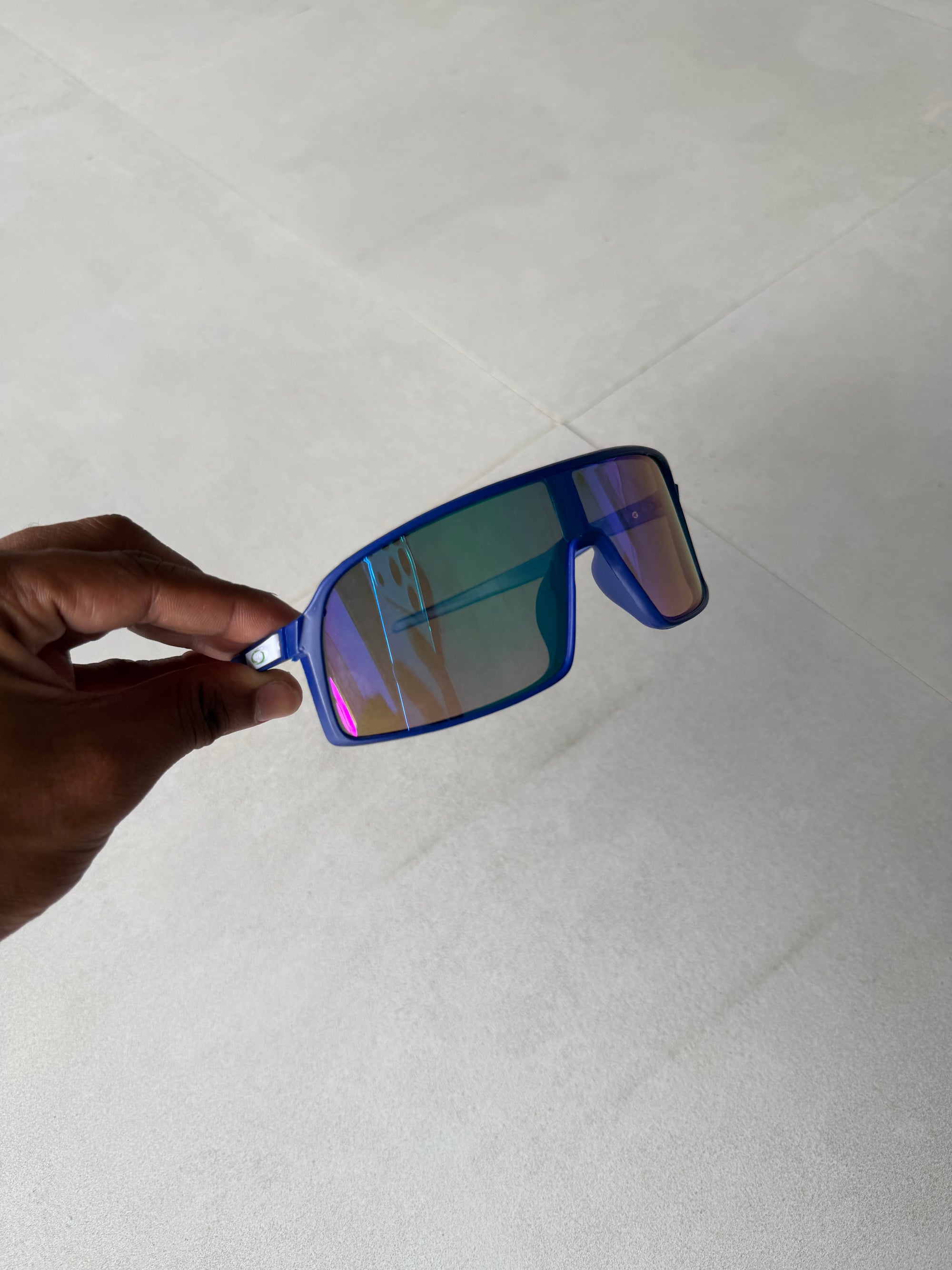 UV PROTECTED SPORTS GOGGLES