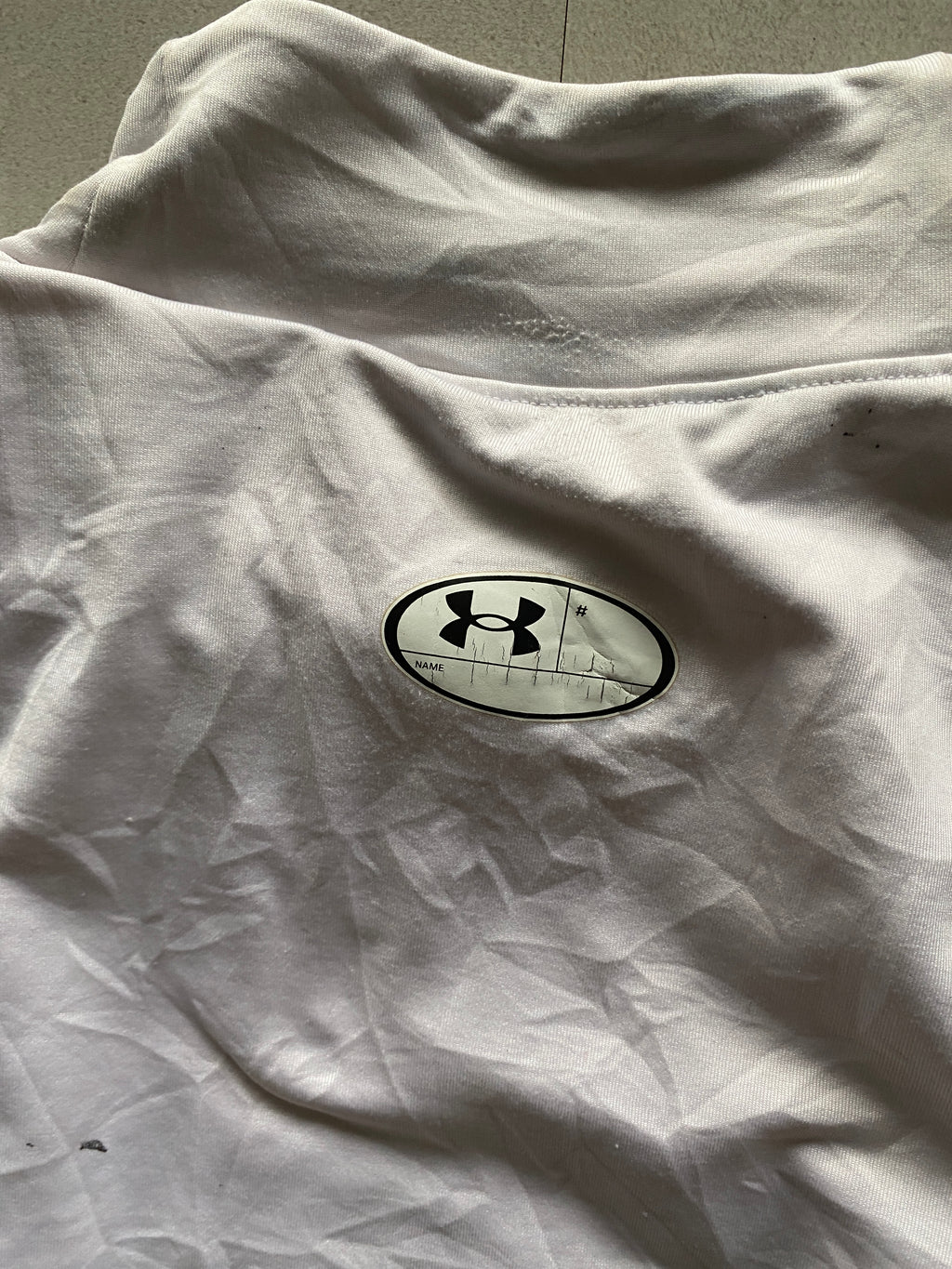 UNDER ARMOUR COMPRESSION TEE - L