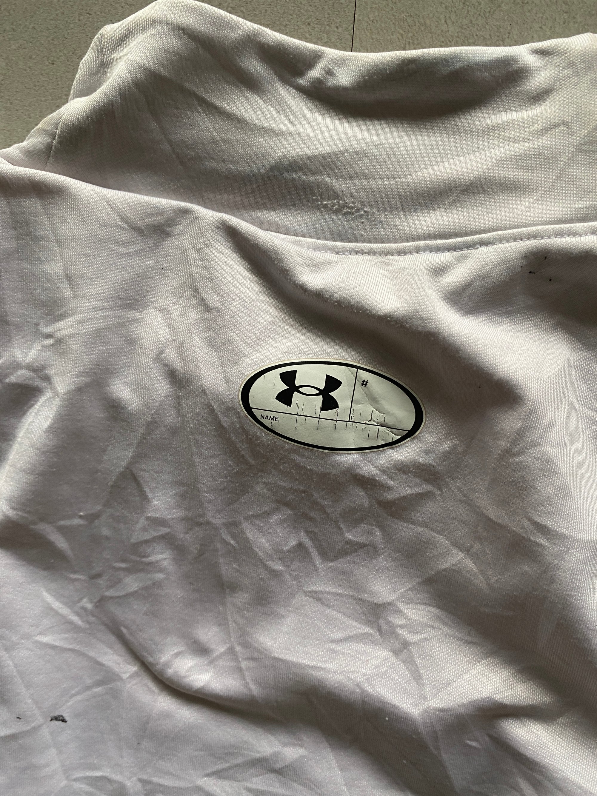 UNDER ARMOUR COMPRESSION TEE - L