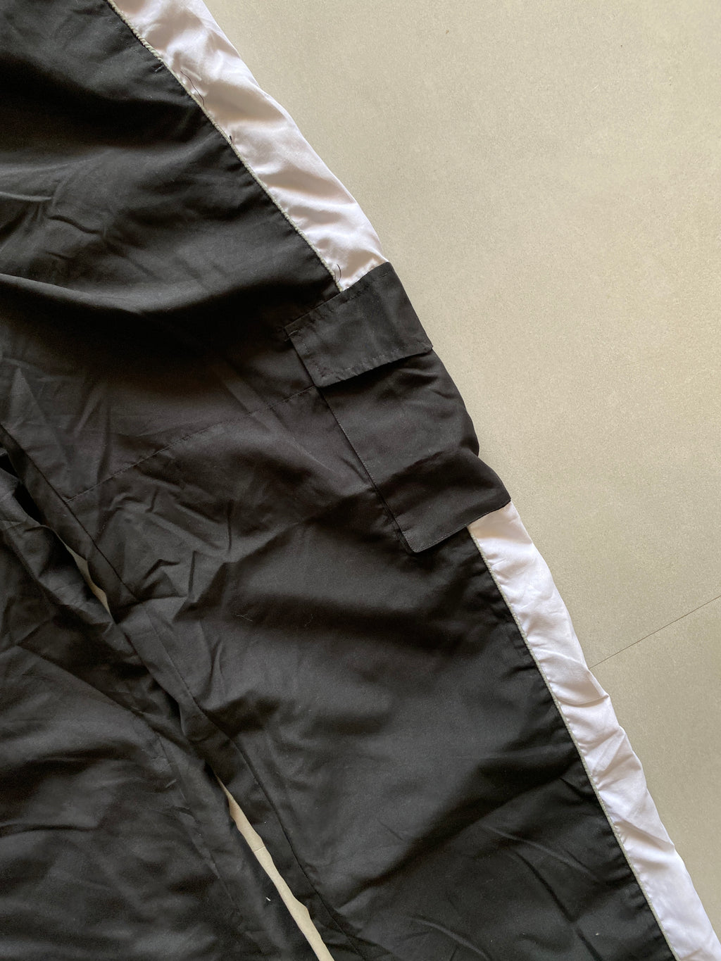 VINTAGE BAGGY TRACK PANT - L