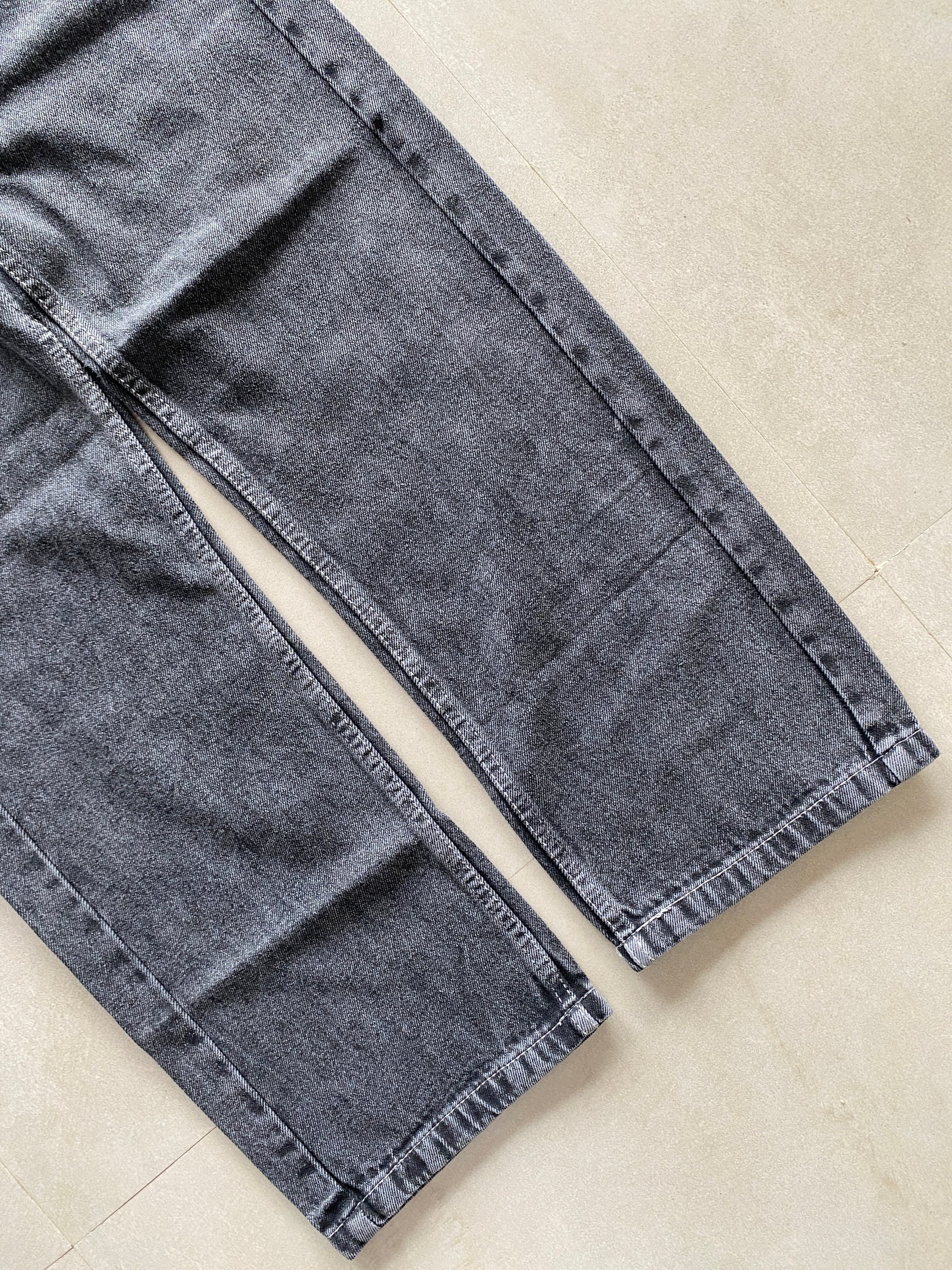 STRIGHT FIT DENIM - M