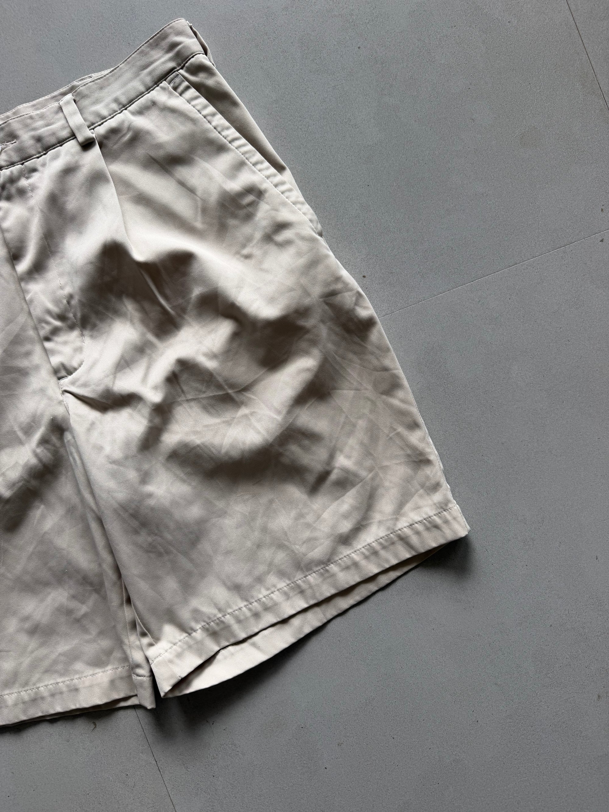 00S NIKE GOLF SHORTS -M