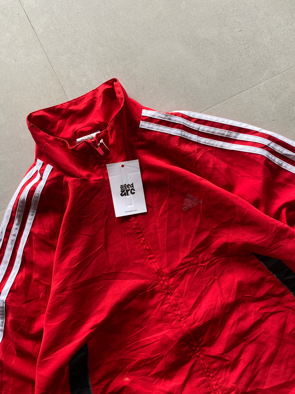 ADIDAS STRIPED JACKET - M