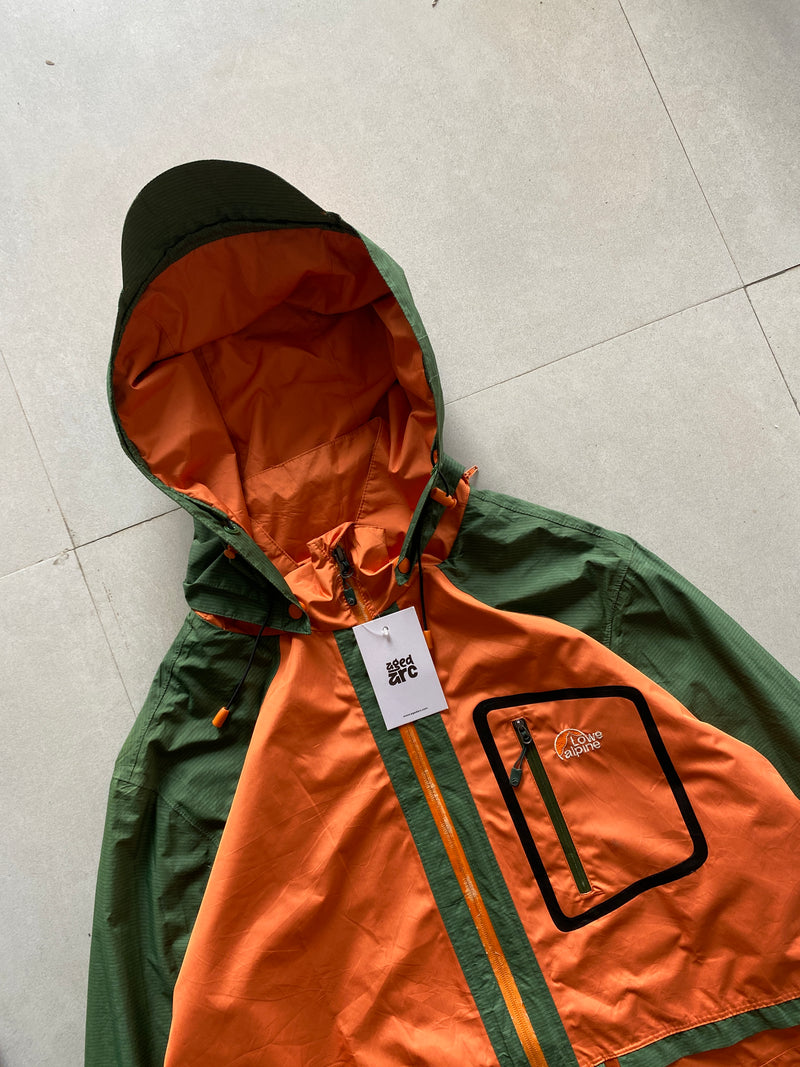LOWE ALPINE HOODED JACKET - XL