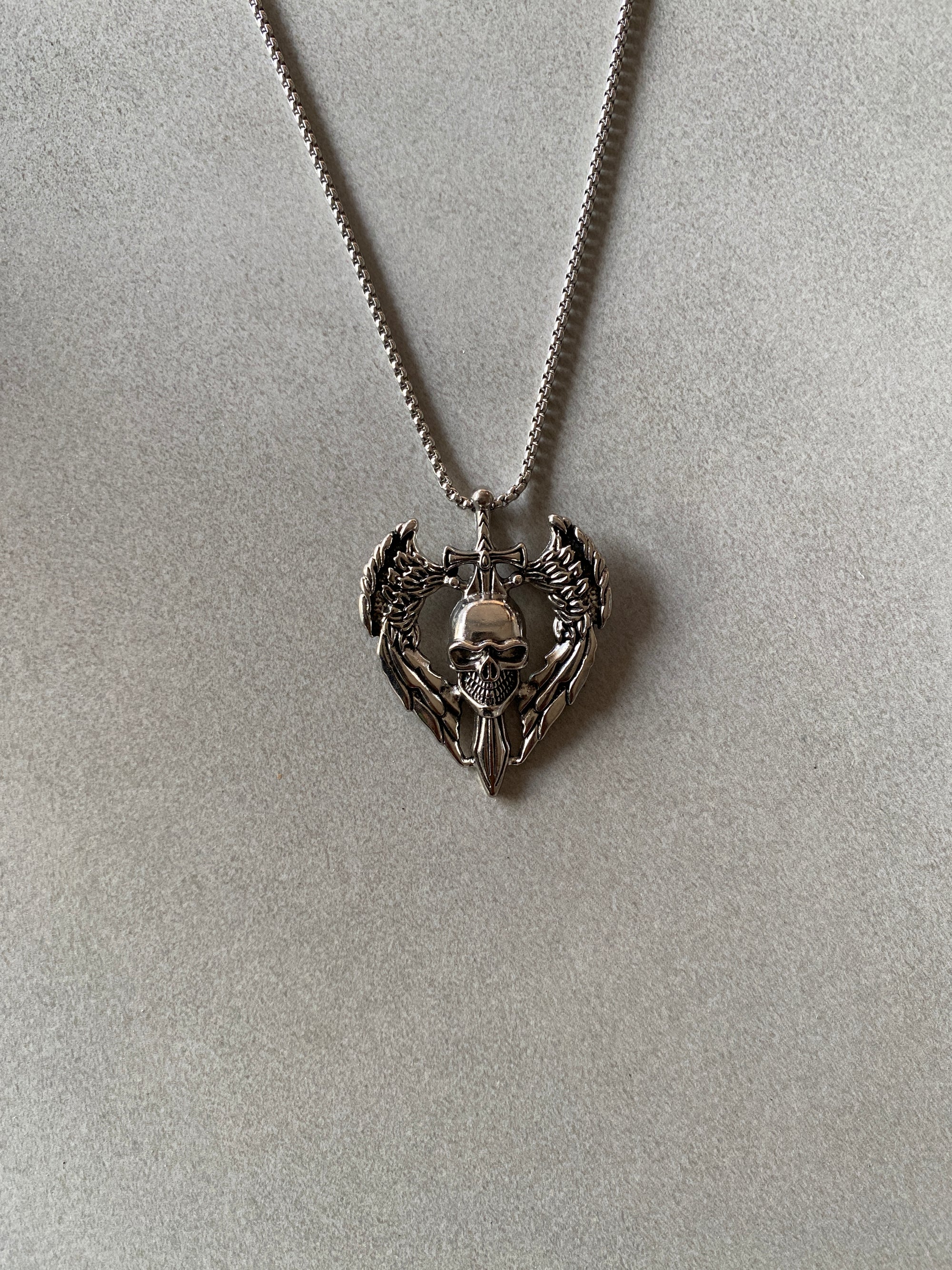 GOTHIC ANGEL SKULL PENDANT CHAIN