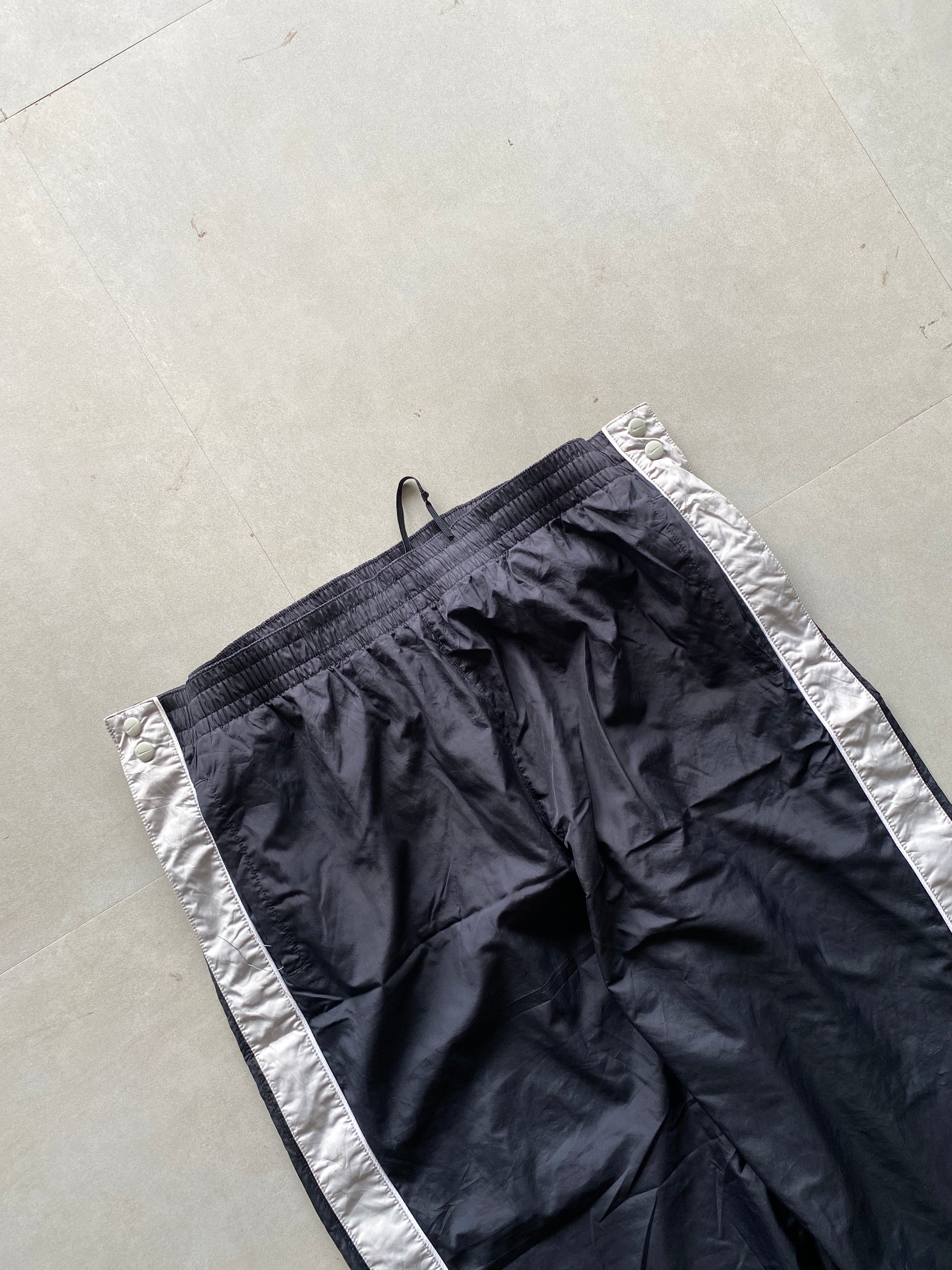 NIKE BAGGY TRACK PANT - XXL