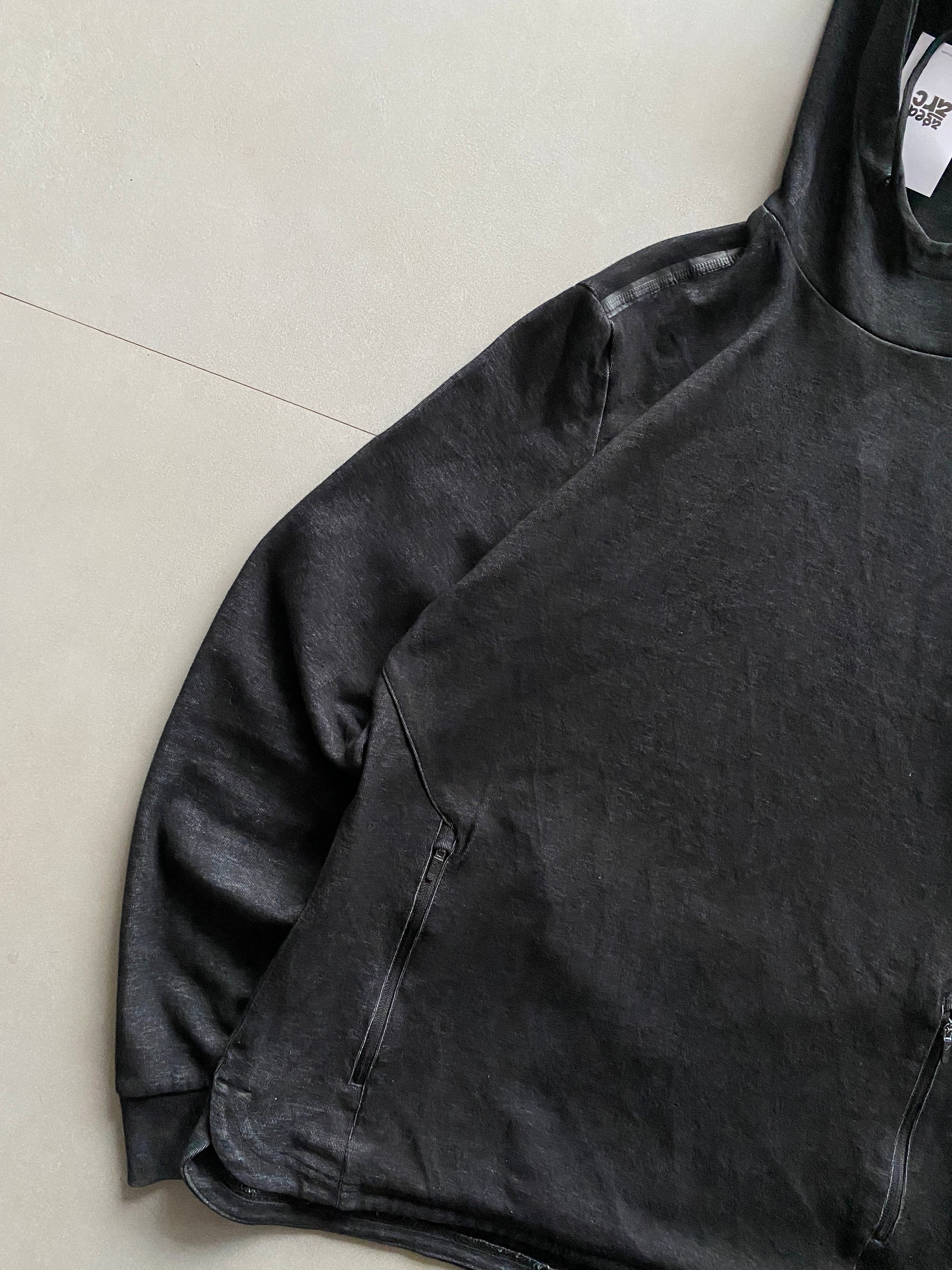 GYM SHARK HOODIE - M