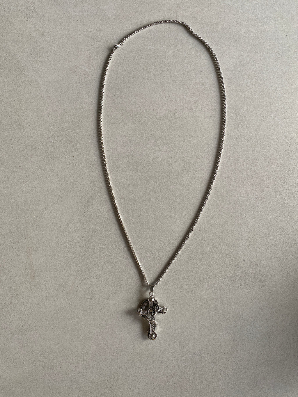 SKULL AND SERPENT PENDANT CHAIN