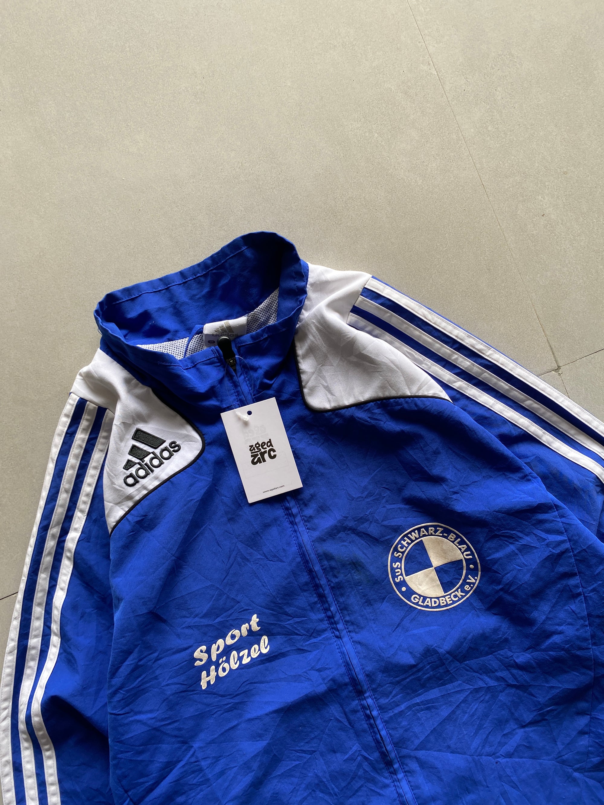 VINTAGE ADIDAS STRIPED JACKET - M