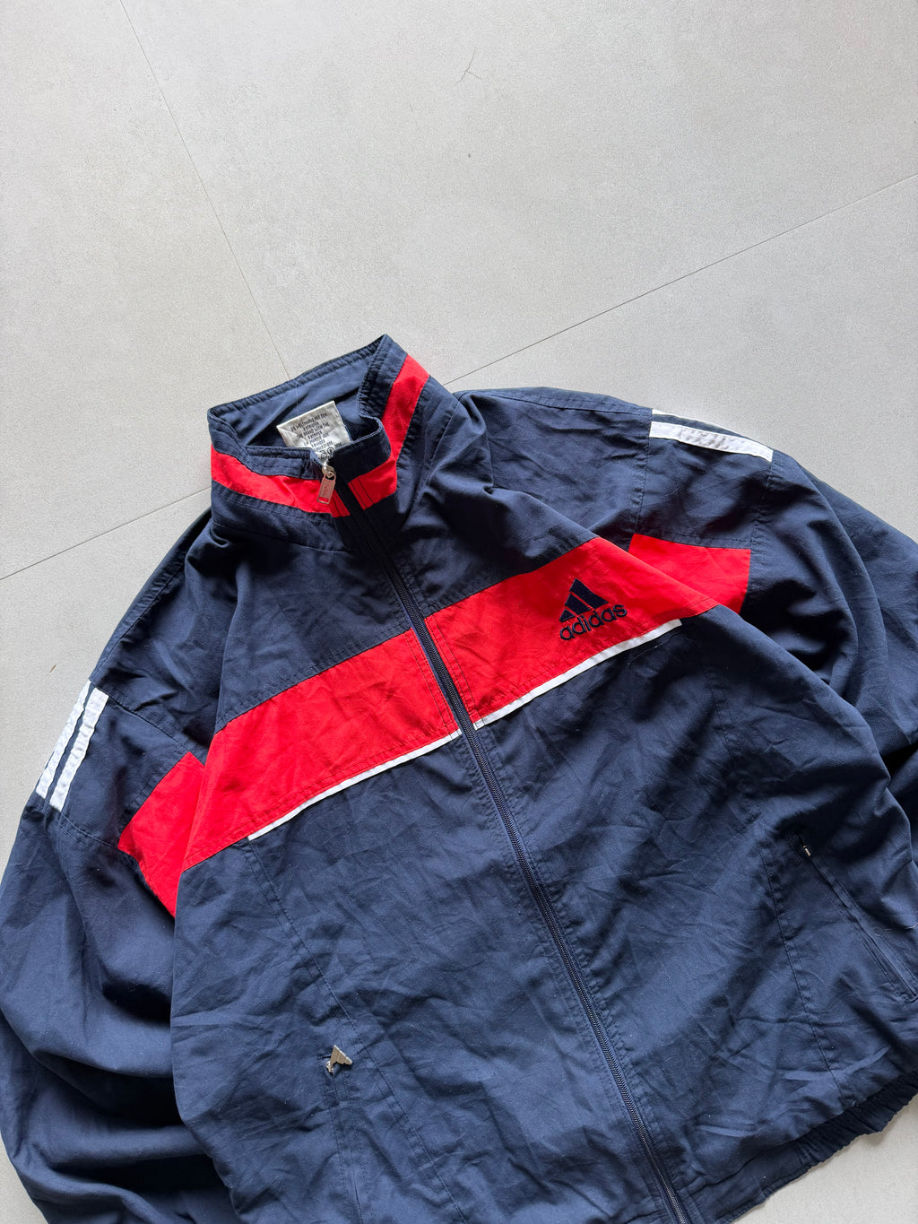 VINTAGE ADIDAS STRIPED JACKET - XL
