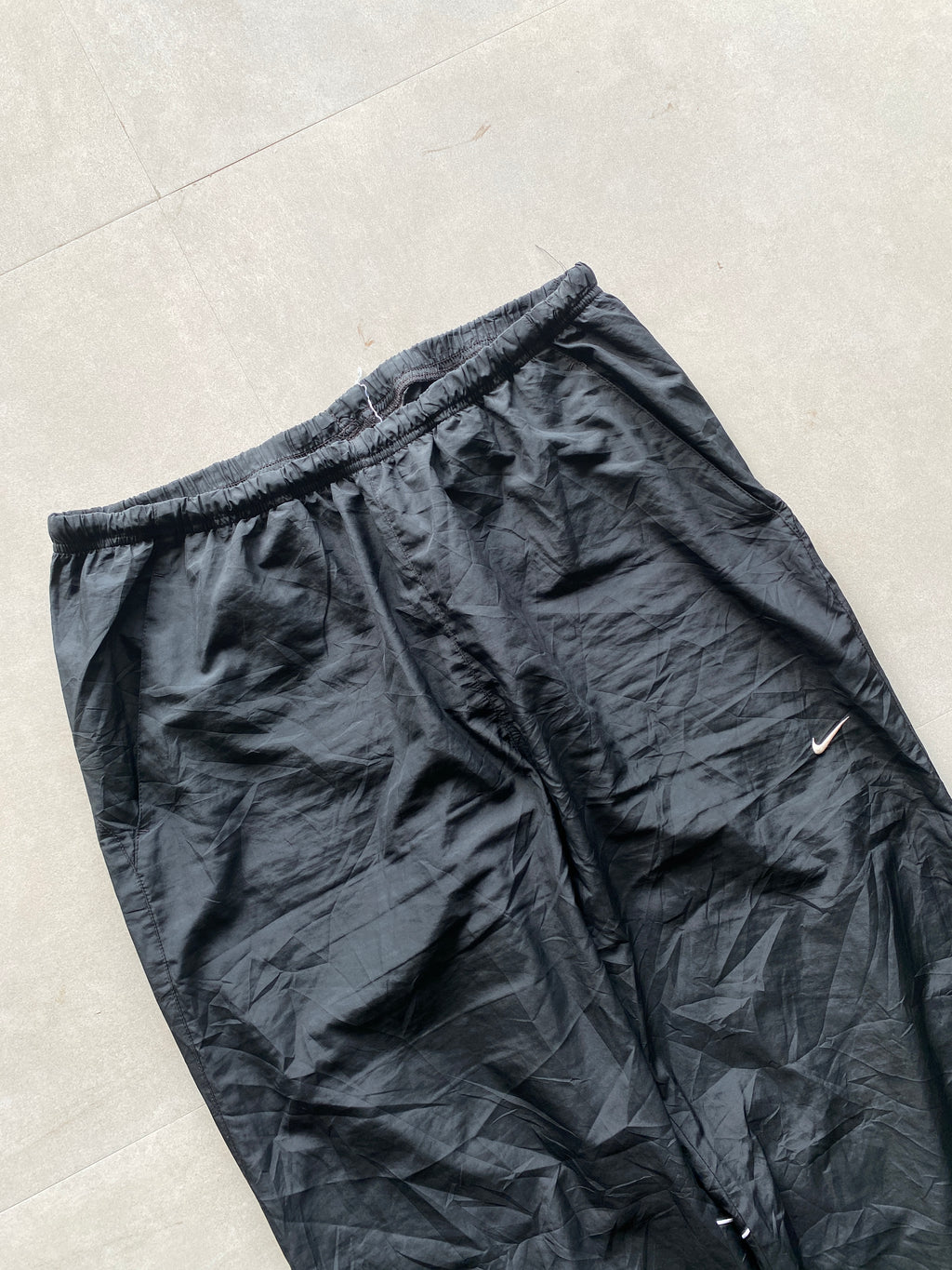 NIKE BAGGY TRACK PANT - L