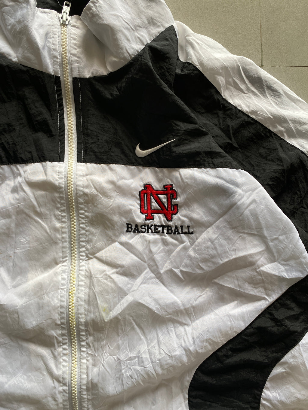 VINTAGE NIKE JACKET - XXL