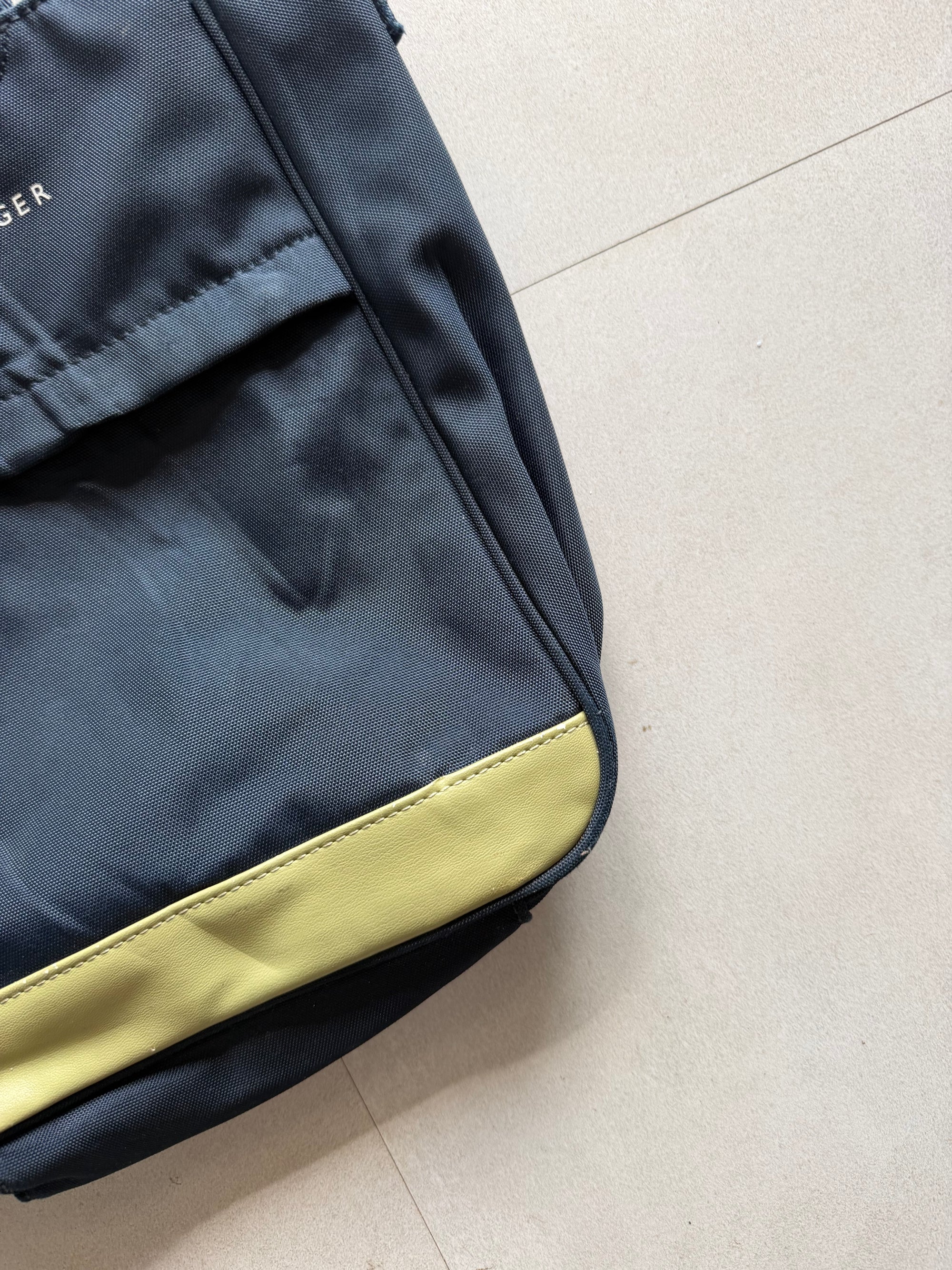 TOMMY HILFIGER TOTE BAG