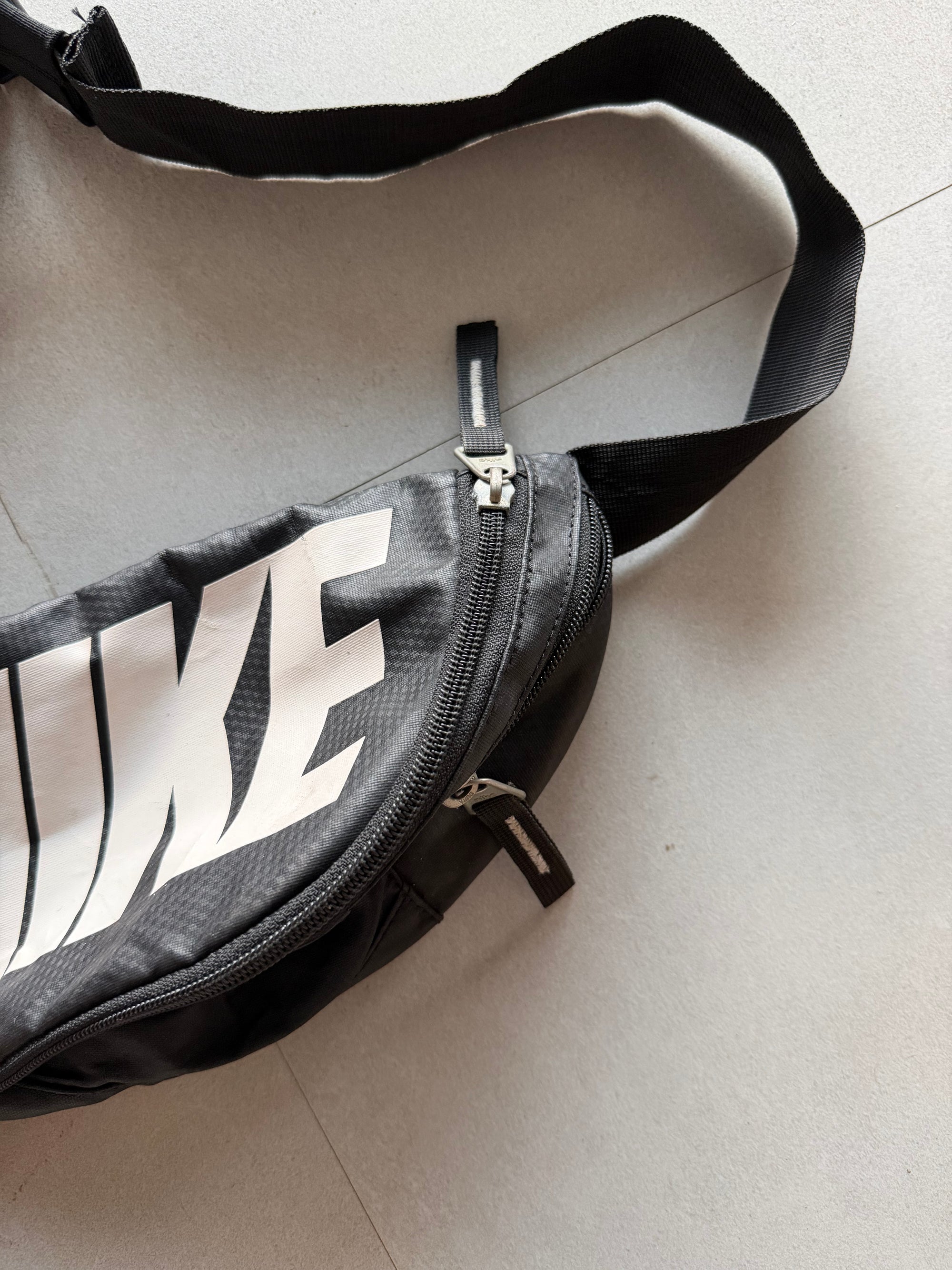 NIKE FANNY PACK