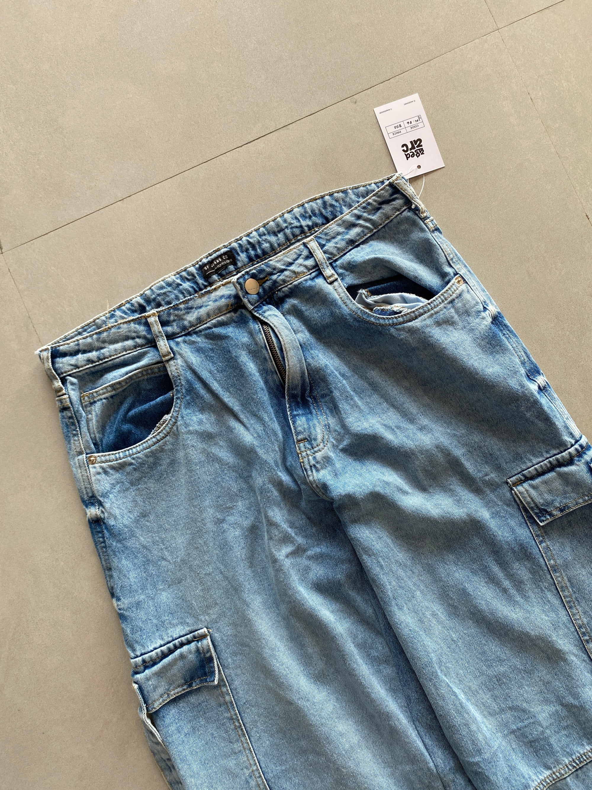 MULTI POCKET WIDE LEG BAGGY DENIM - M