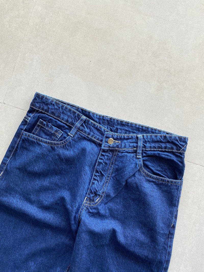 STRIGHT FIT DENIM - M