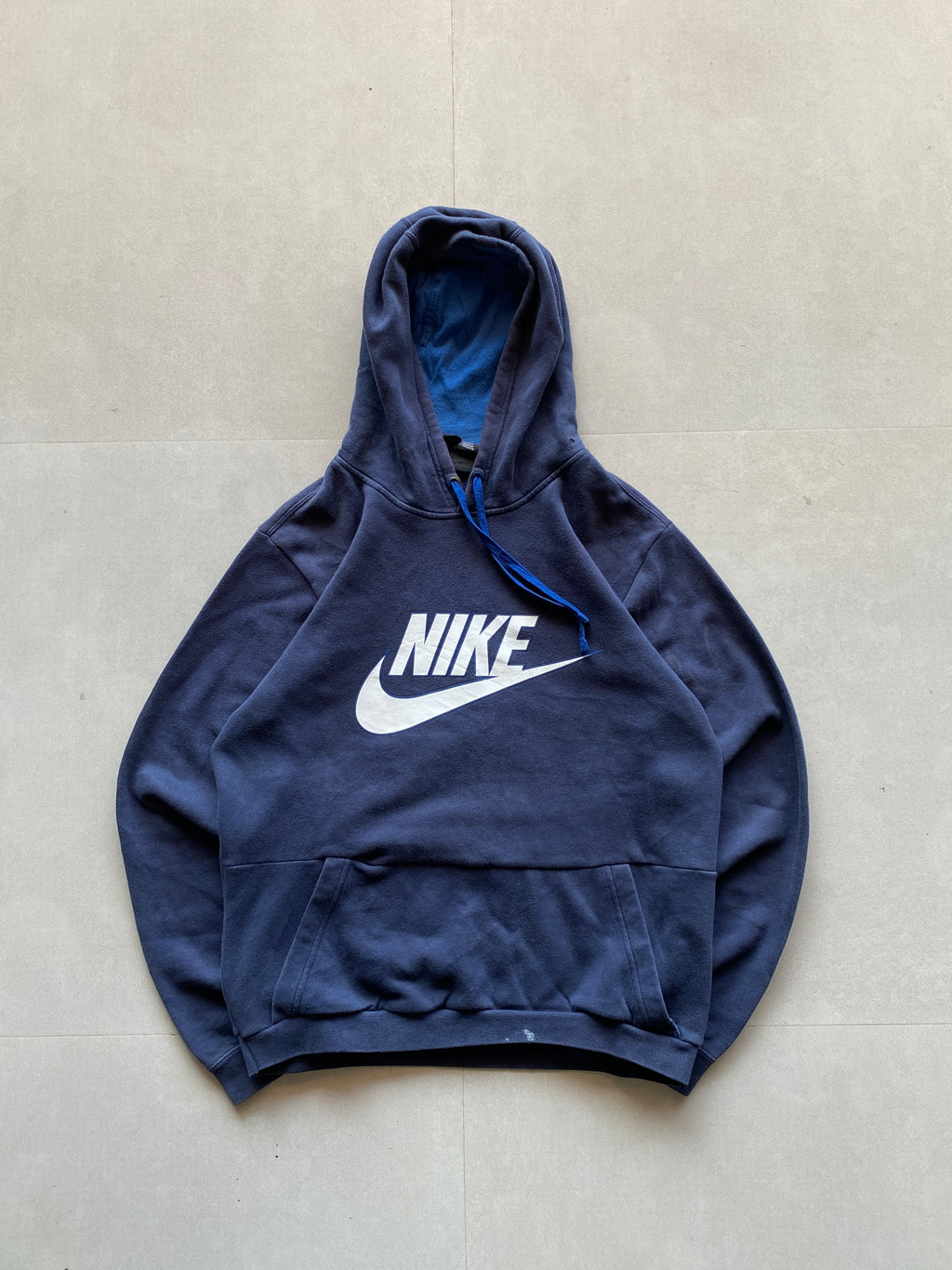 VINTAGE NIKE BIG LOGO HOODIE - S