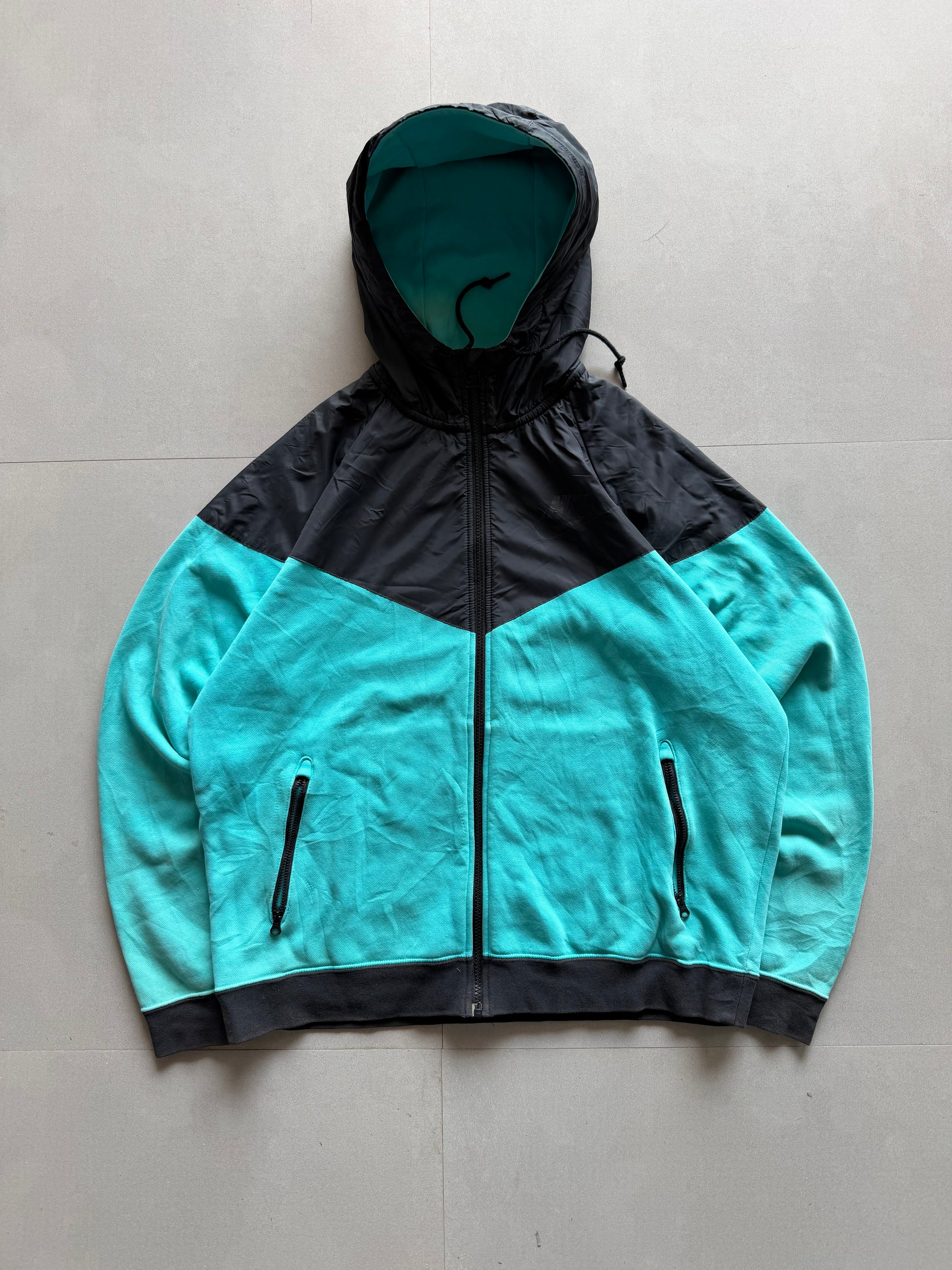 NIKE HOODED JACKET - XL