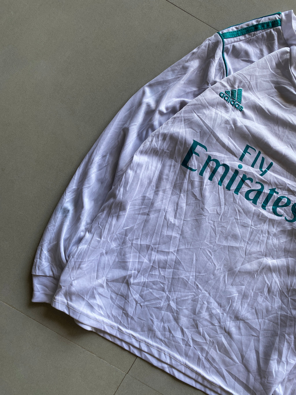 2017 ADIDAS REAL MADRID JERSEY - XS