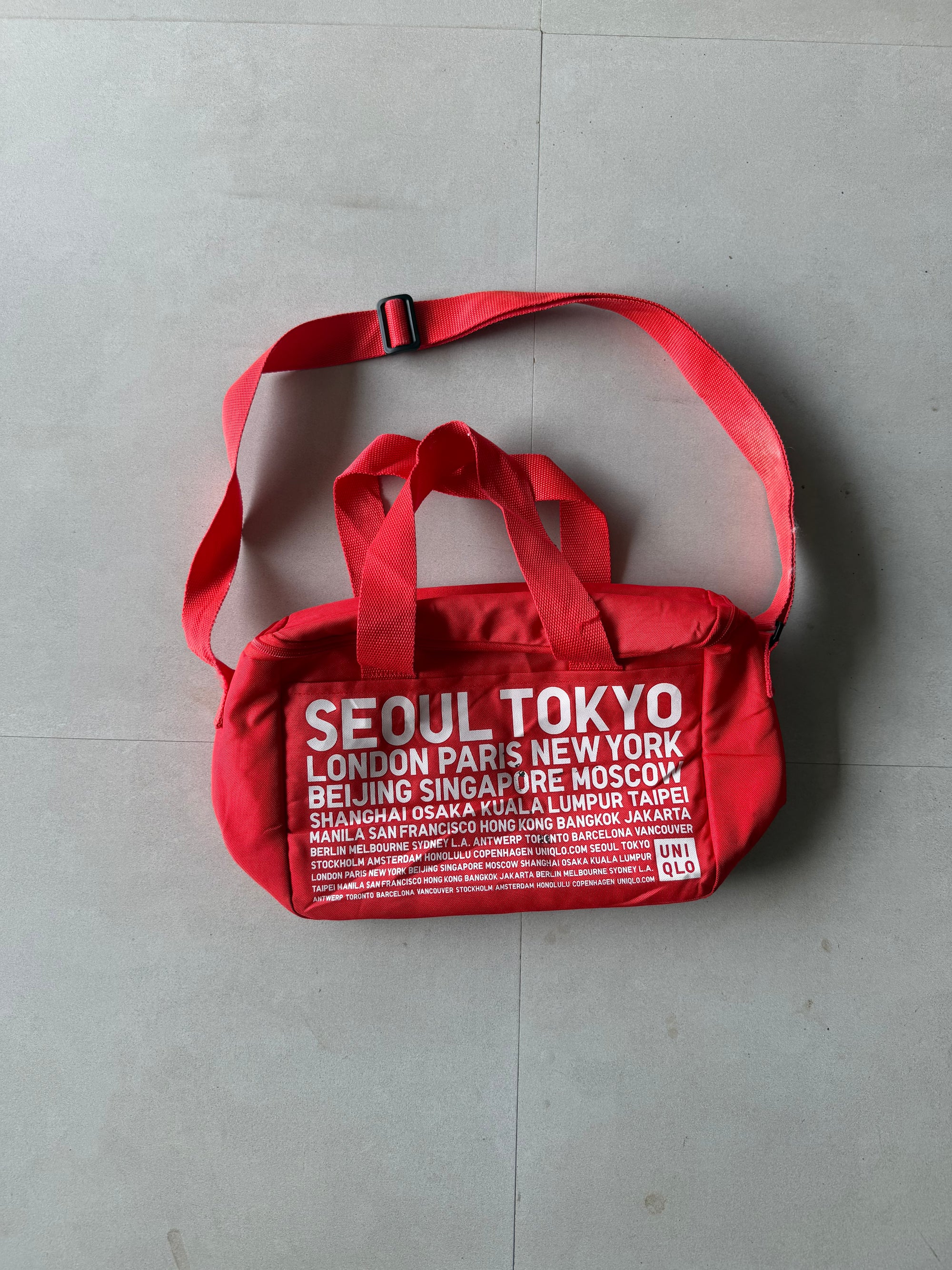UNIQLO INTERNATIONAL THERMAL BAG
