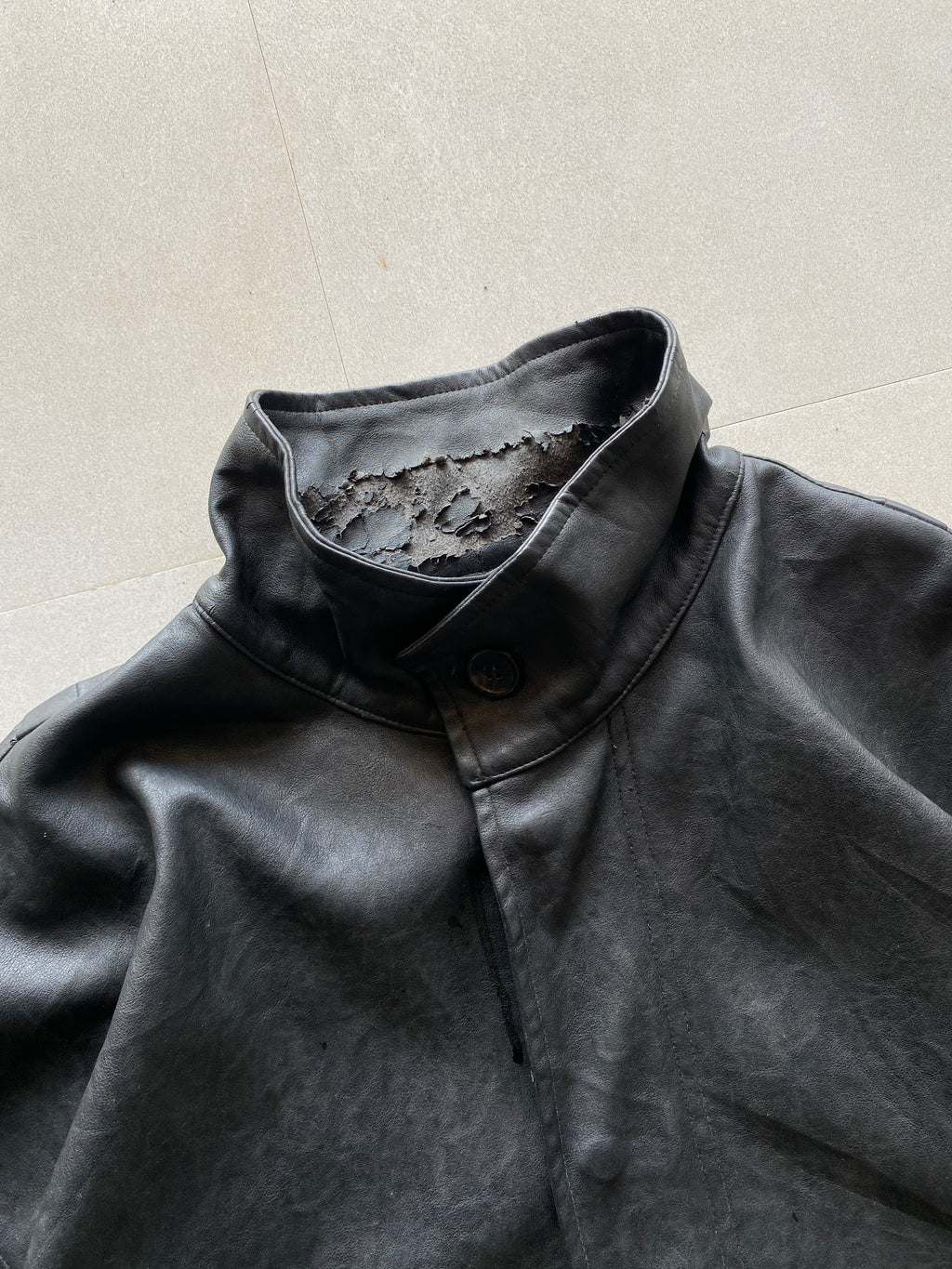 VINTAGE LEATHER JACKET - XL